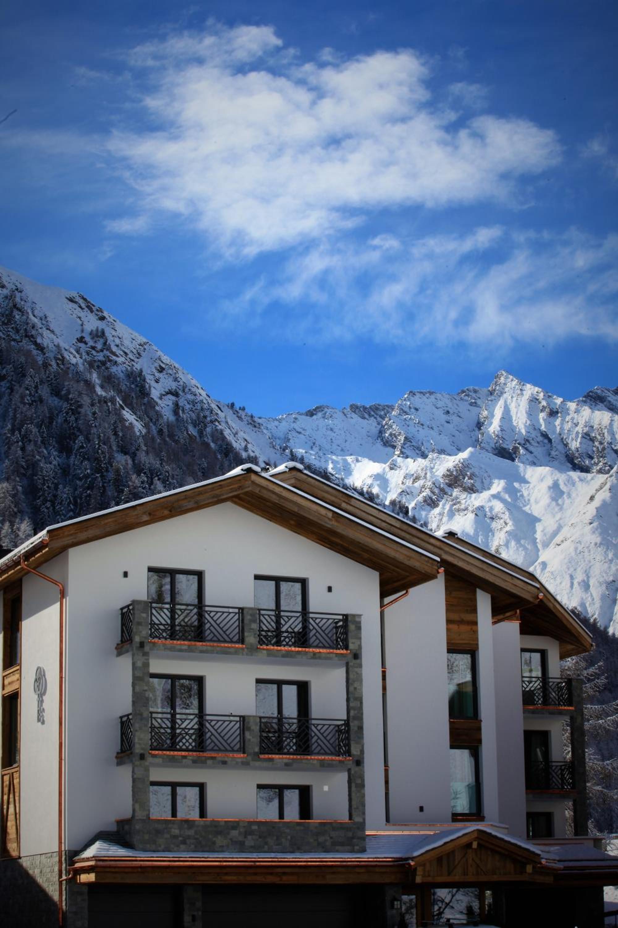 Engadin Lodge PREMIUM & PRIVATE