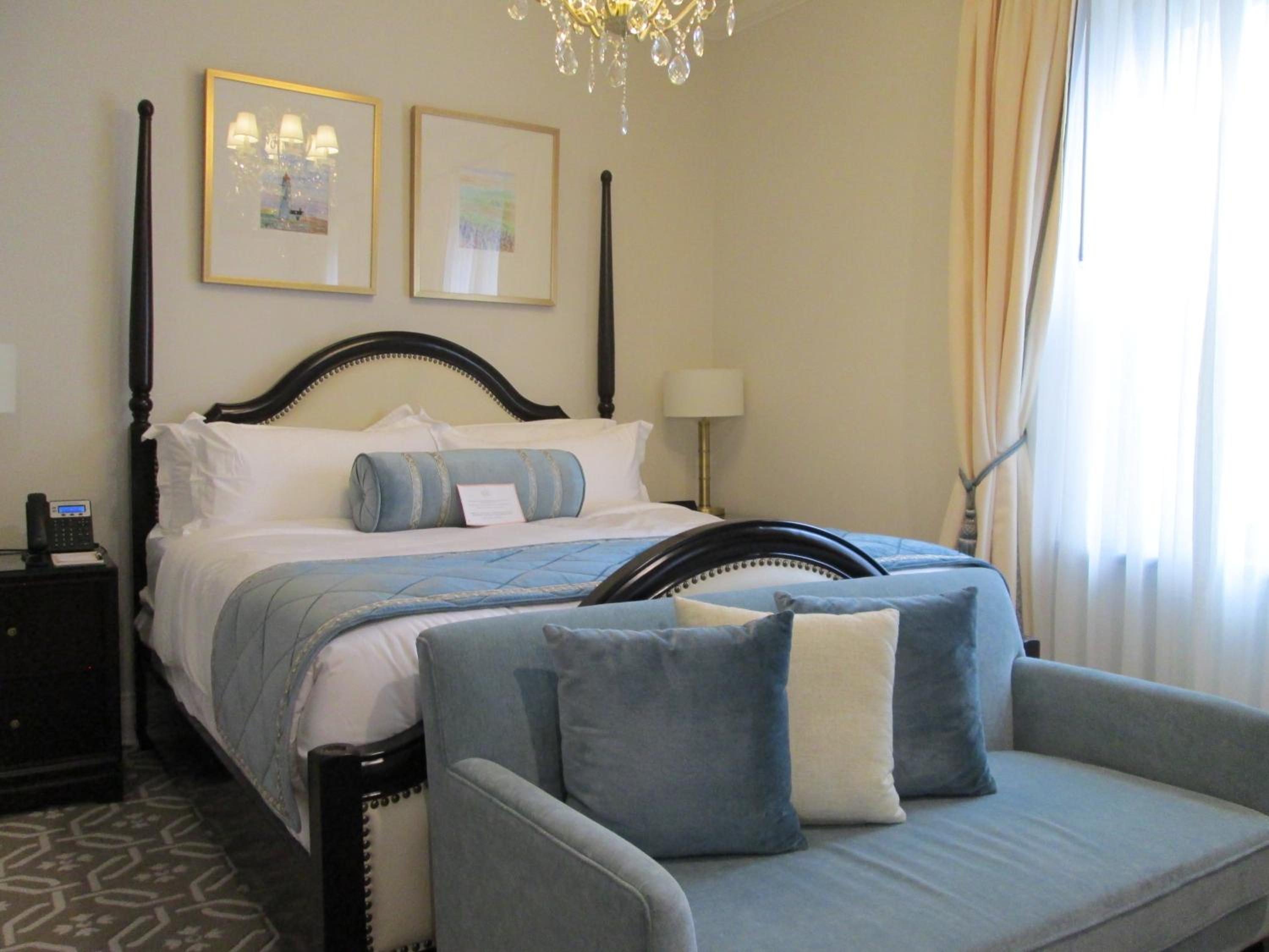 Charlottetown Vacations - Sydney Boutique Inn  Suites - Property Image 10