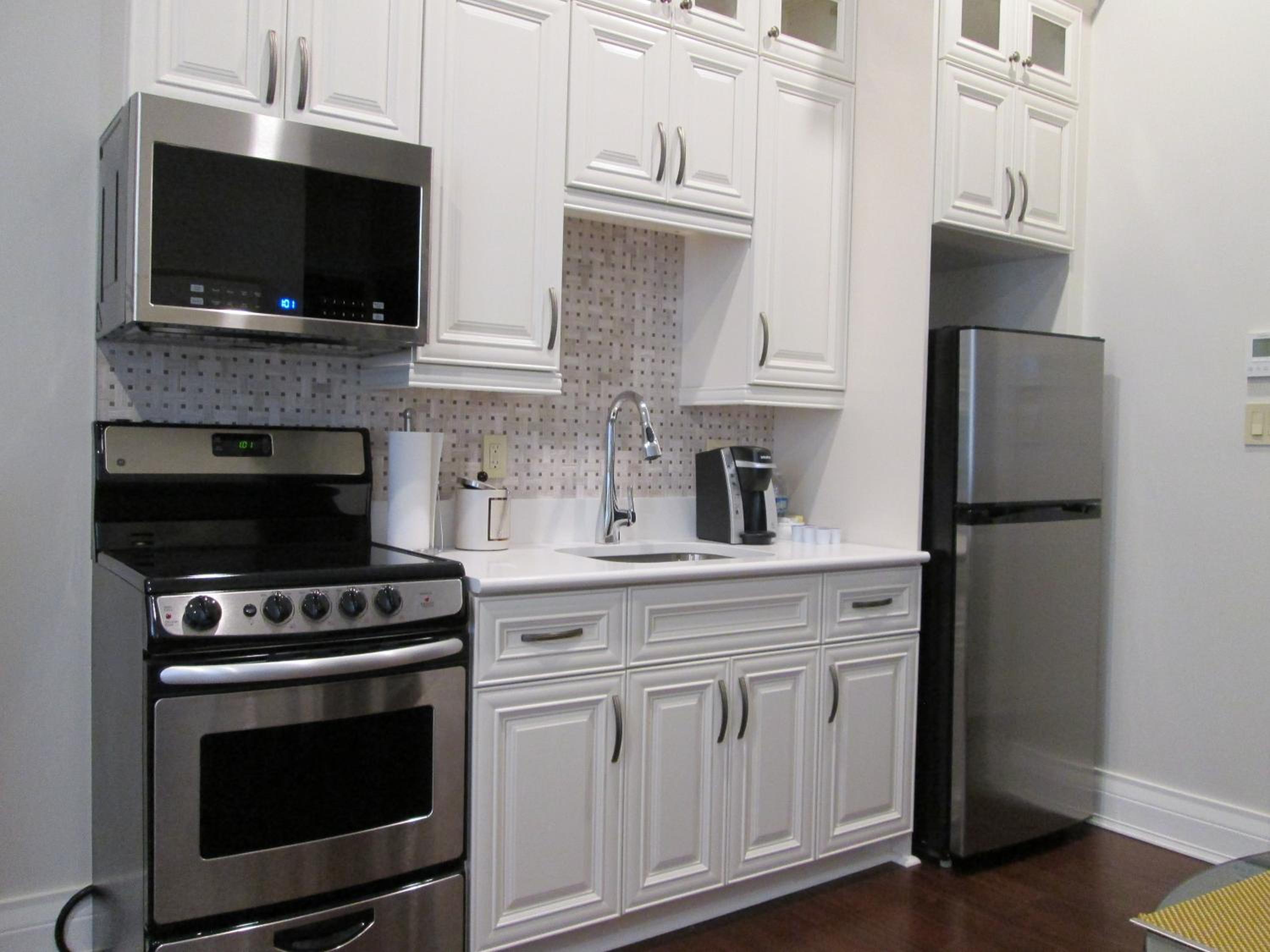 Sydney Boutique Inn & Suites - Image 4