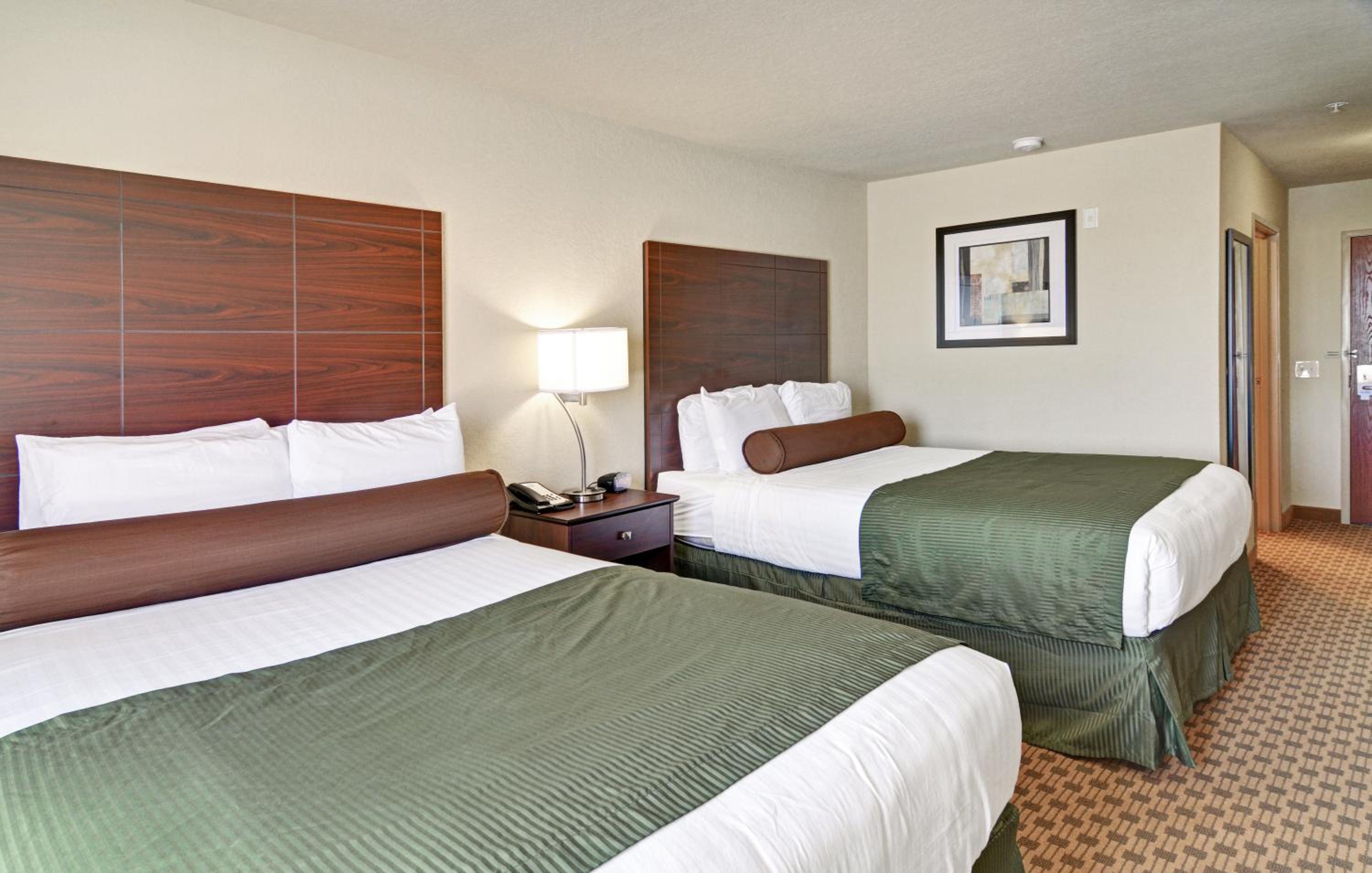 Cobblestone Inn & Suites - Big Lake