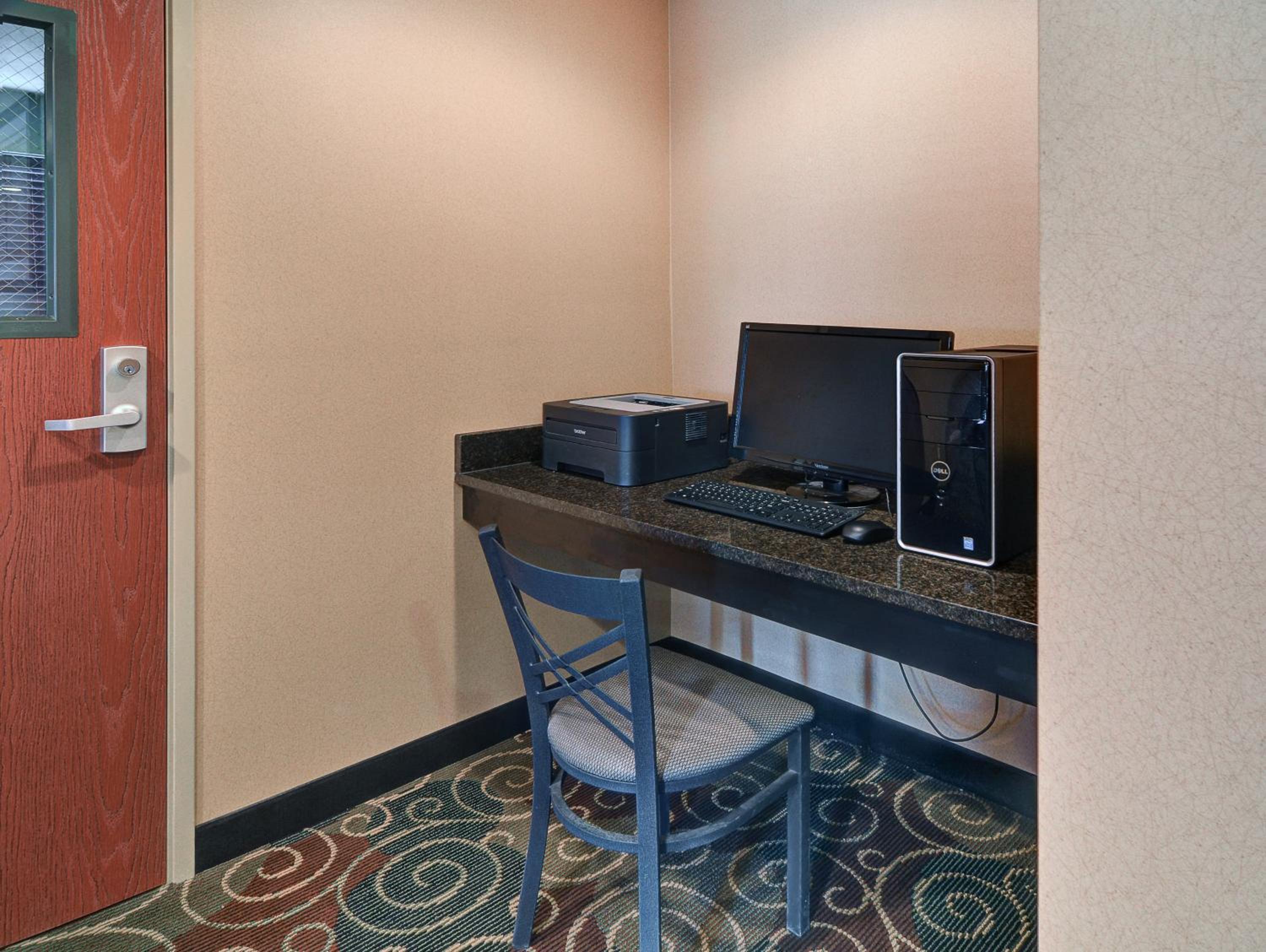 Cobblestone Inn & Suites - Big Lake