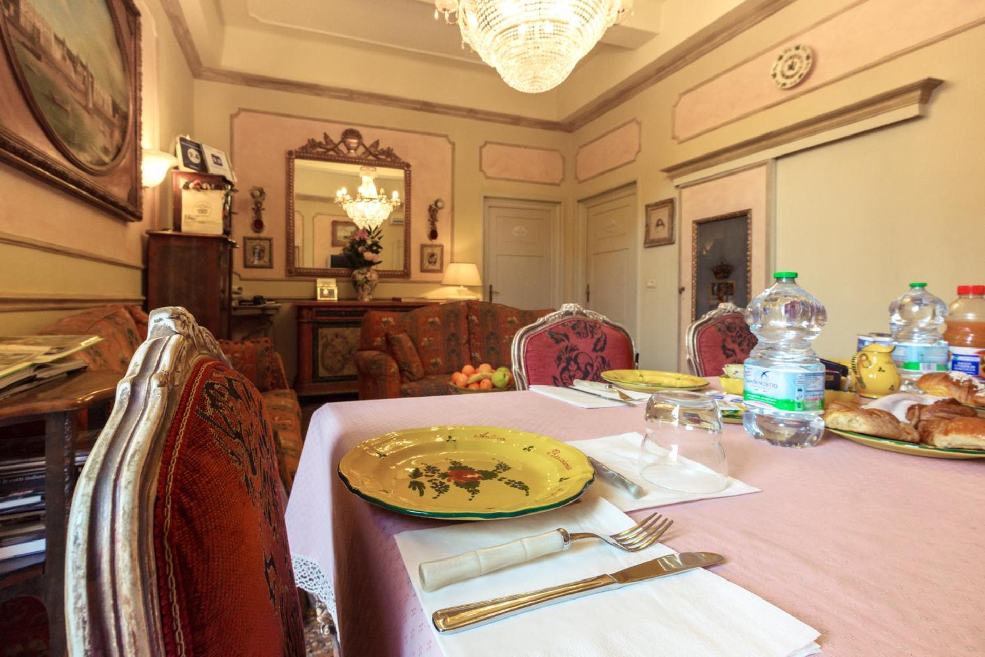 Antica Residenza D'Azeglio Room&Breakfast di Charme