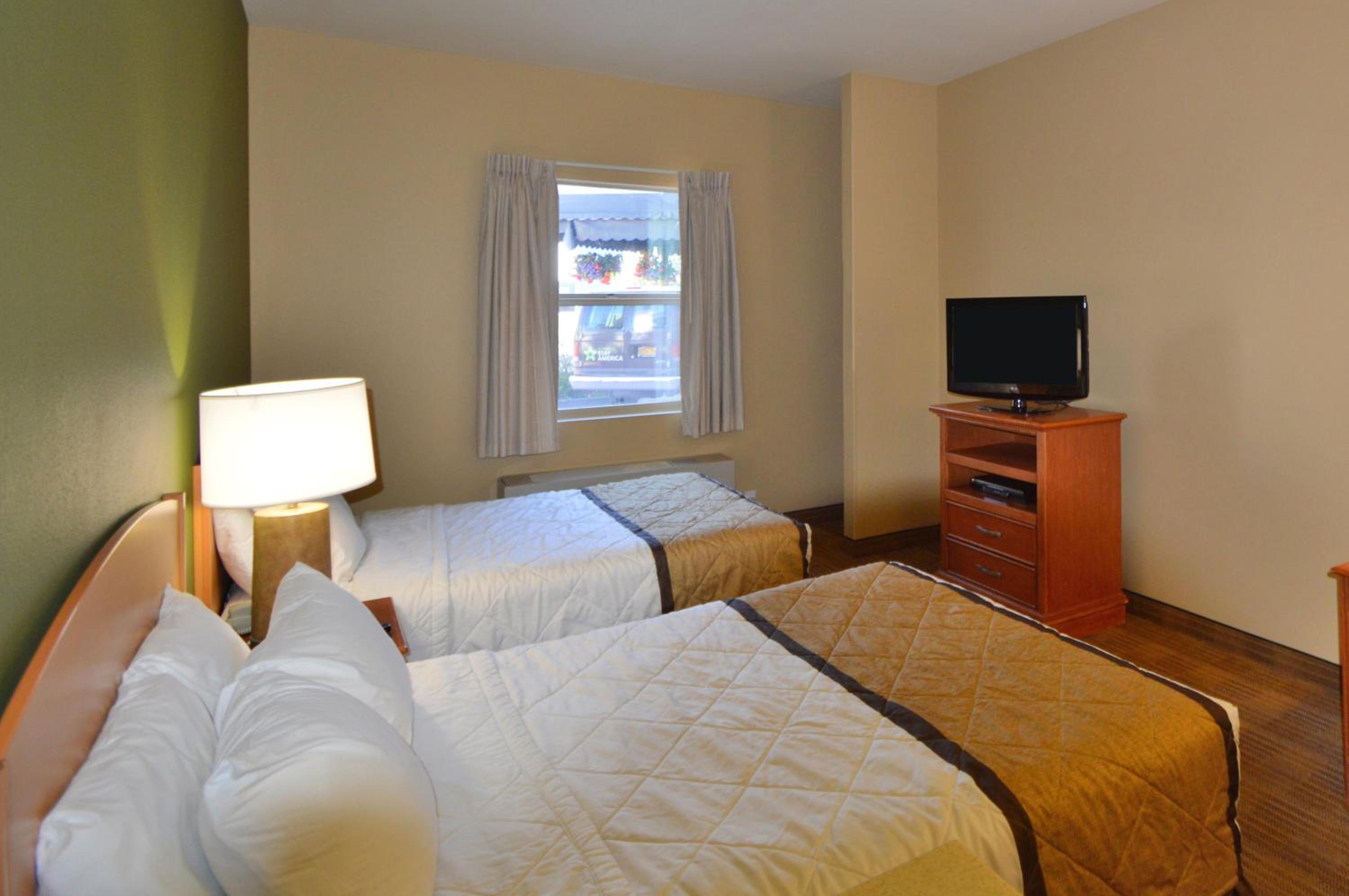 Juneau Vacations - Extended Stay America Suites - Juneau - Shell Simmons Drive - Property Image 56