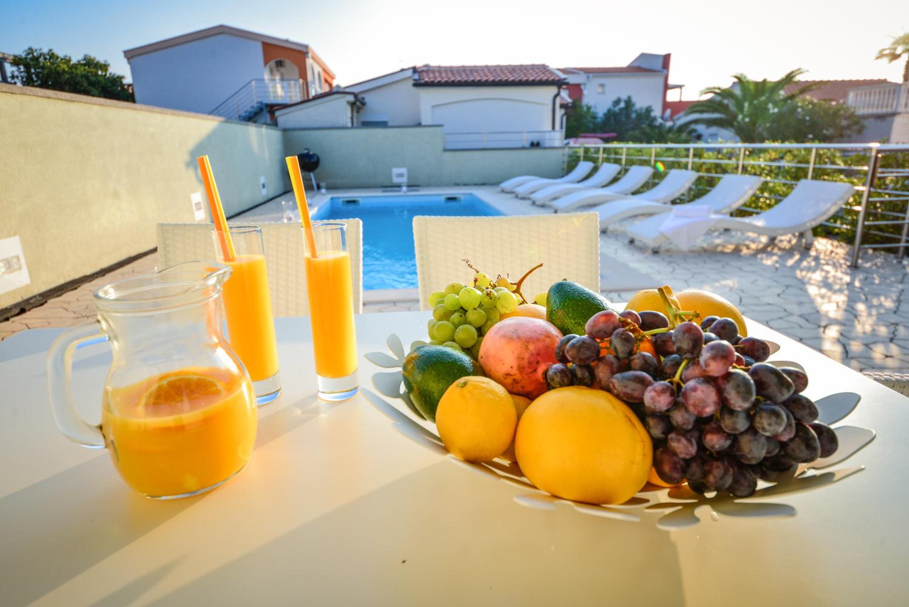 Sunset Deluxe Villa view 4