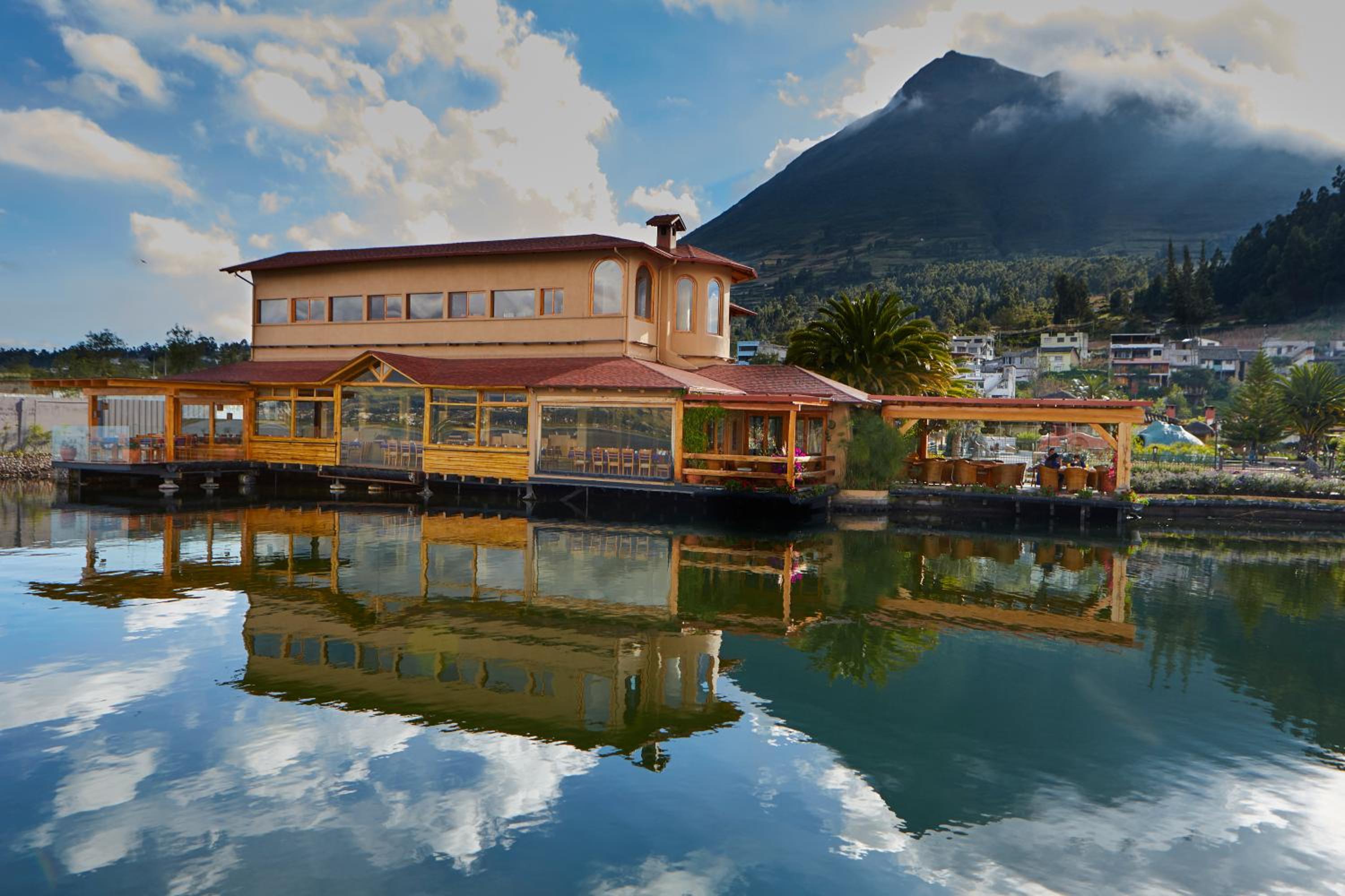 Hosteria Cabañas Del Lago