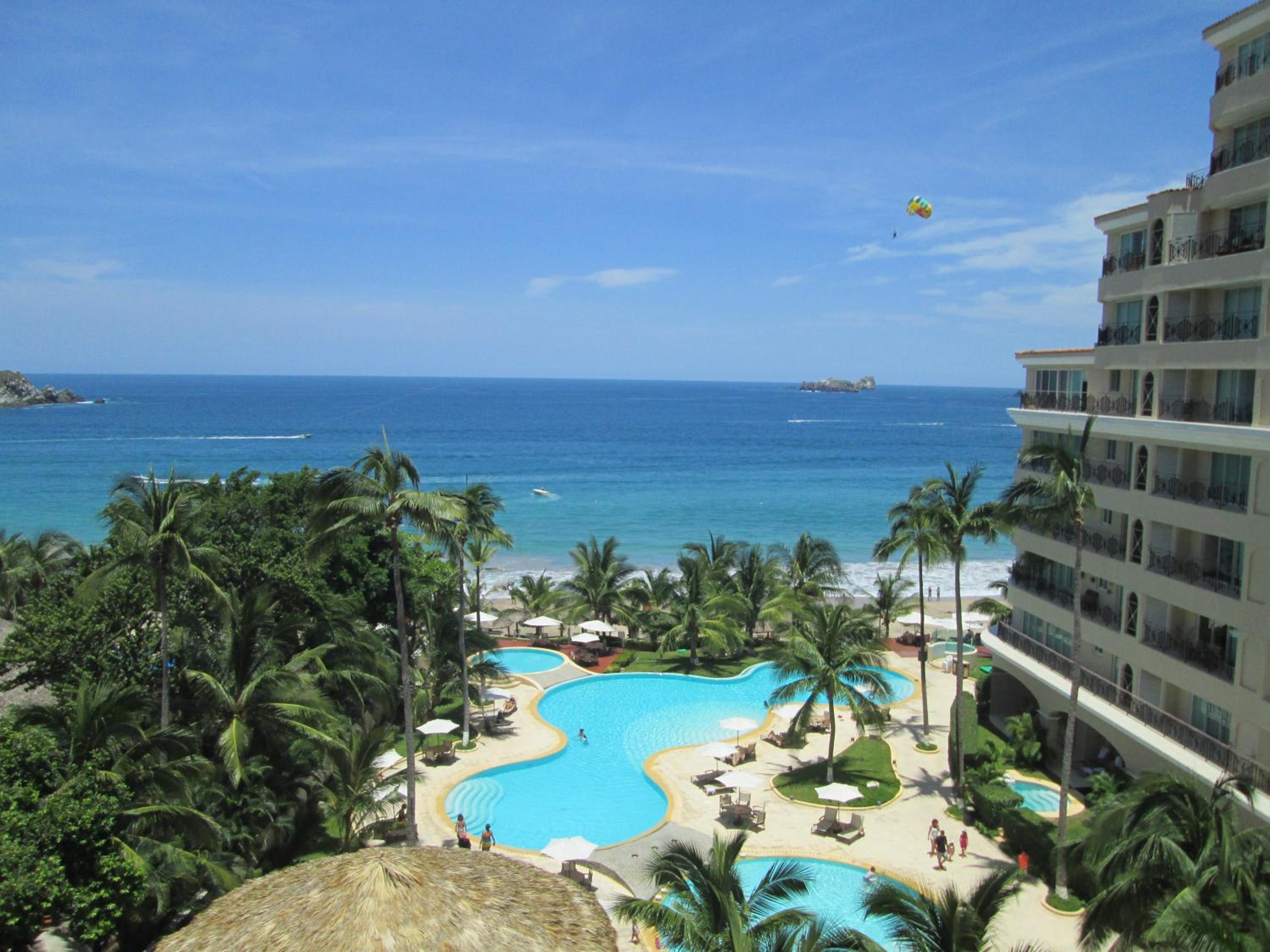 Hotel Bay View Grand Residencial 602 Sur