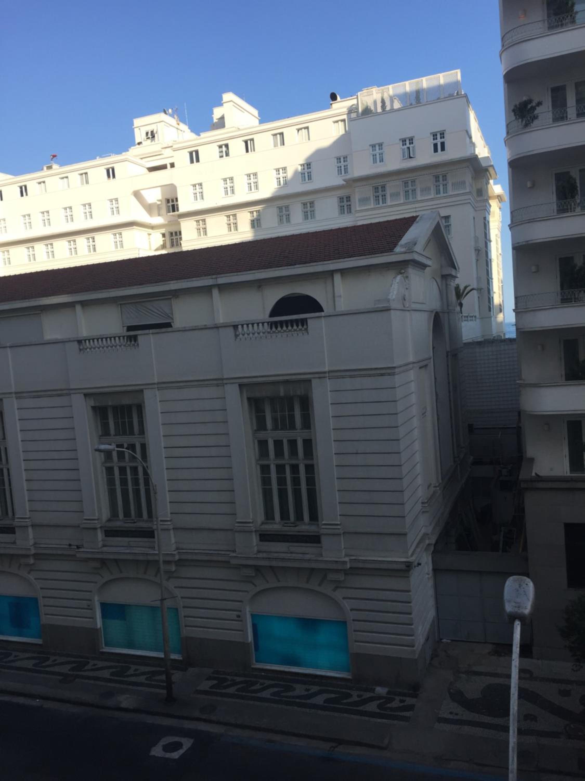 Adolfo Paiva Apartment