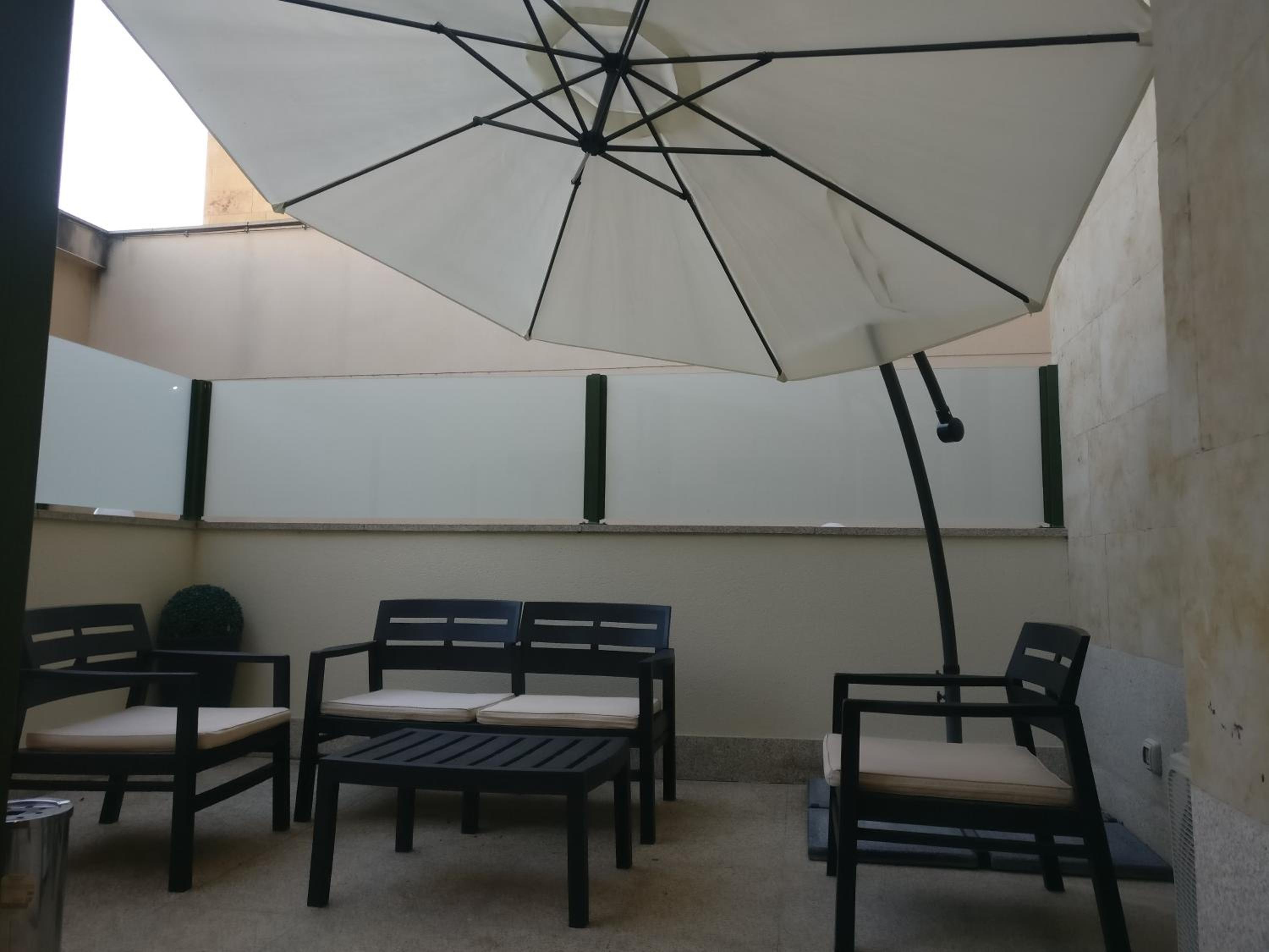 Apartamento espacioso frente al Palacio de Congresos - AA