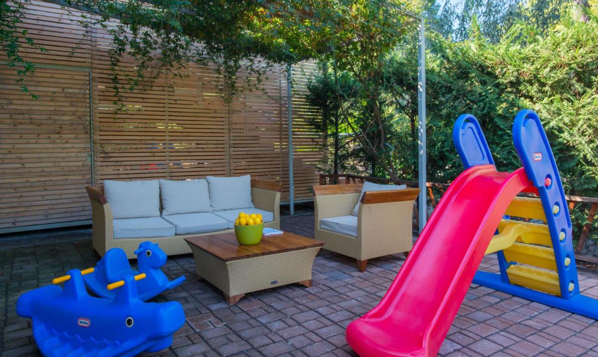 children's play area
