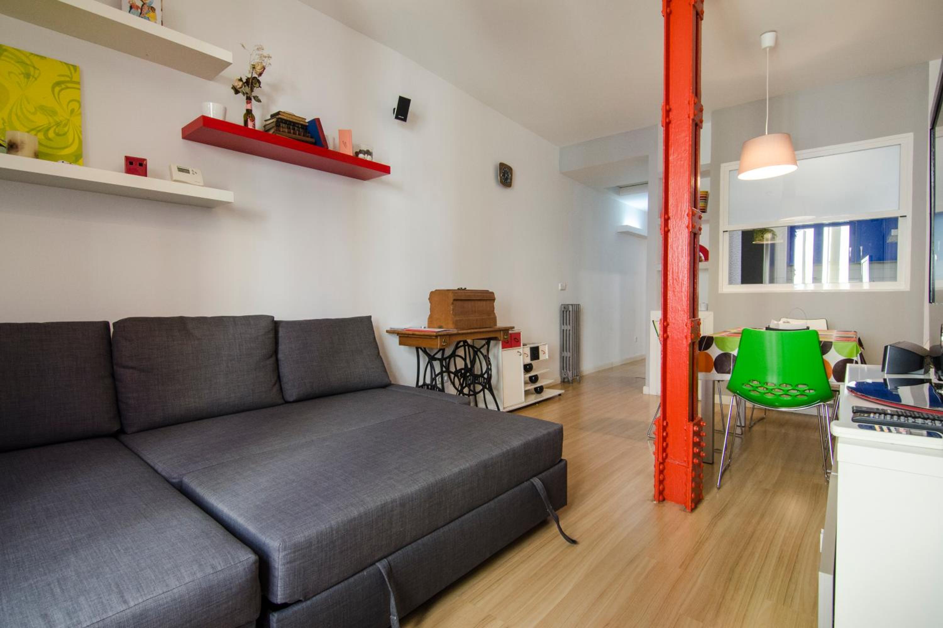 Latina City Center - Bright Cozy 1BD view 2