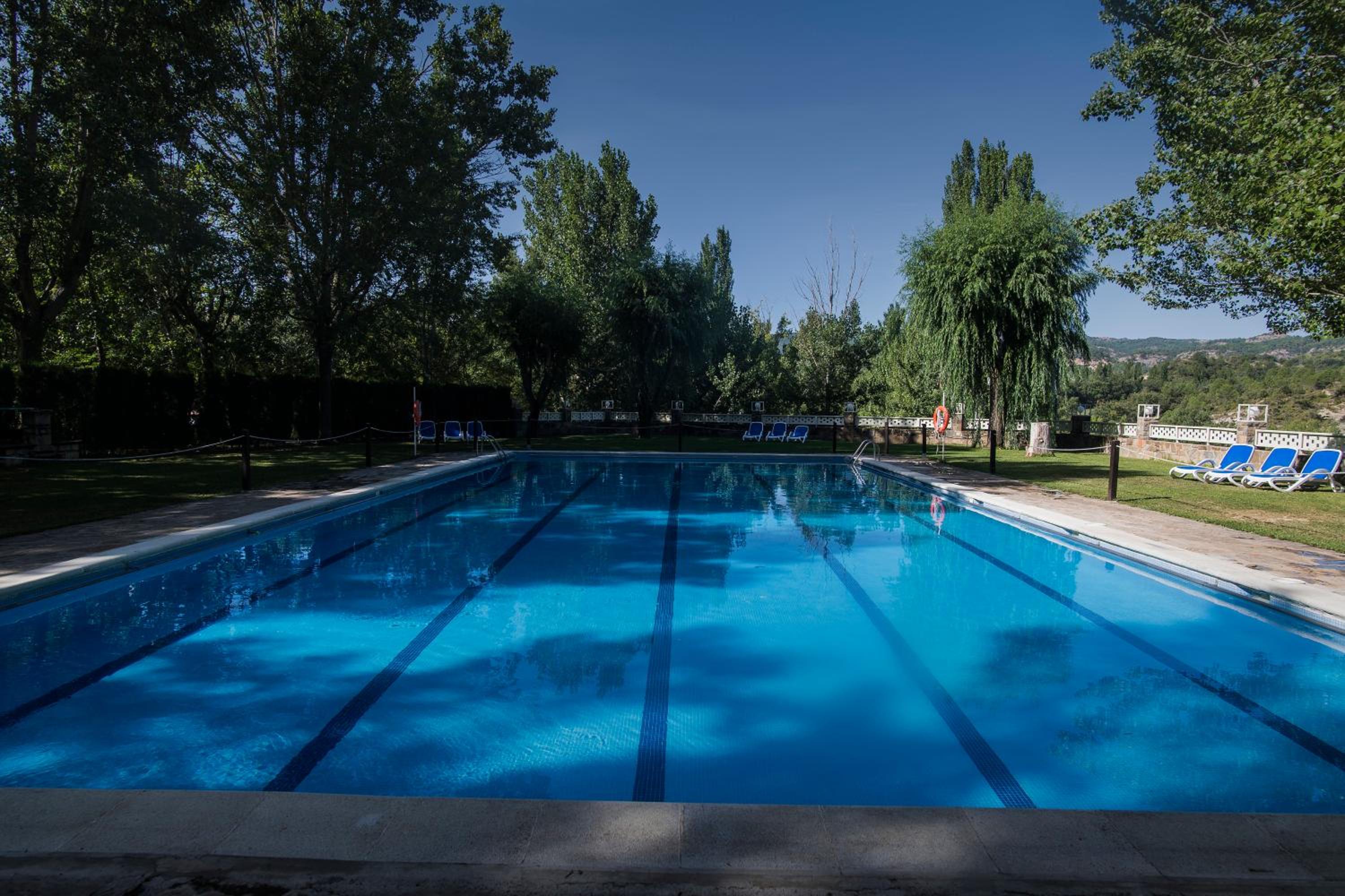 Camping y Bungalow Ligüerre de Cinca,