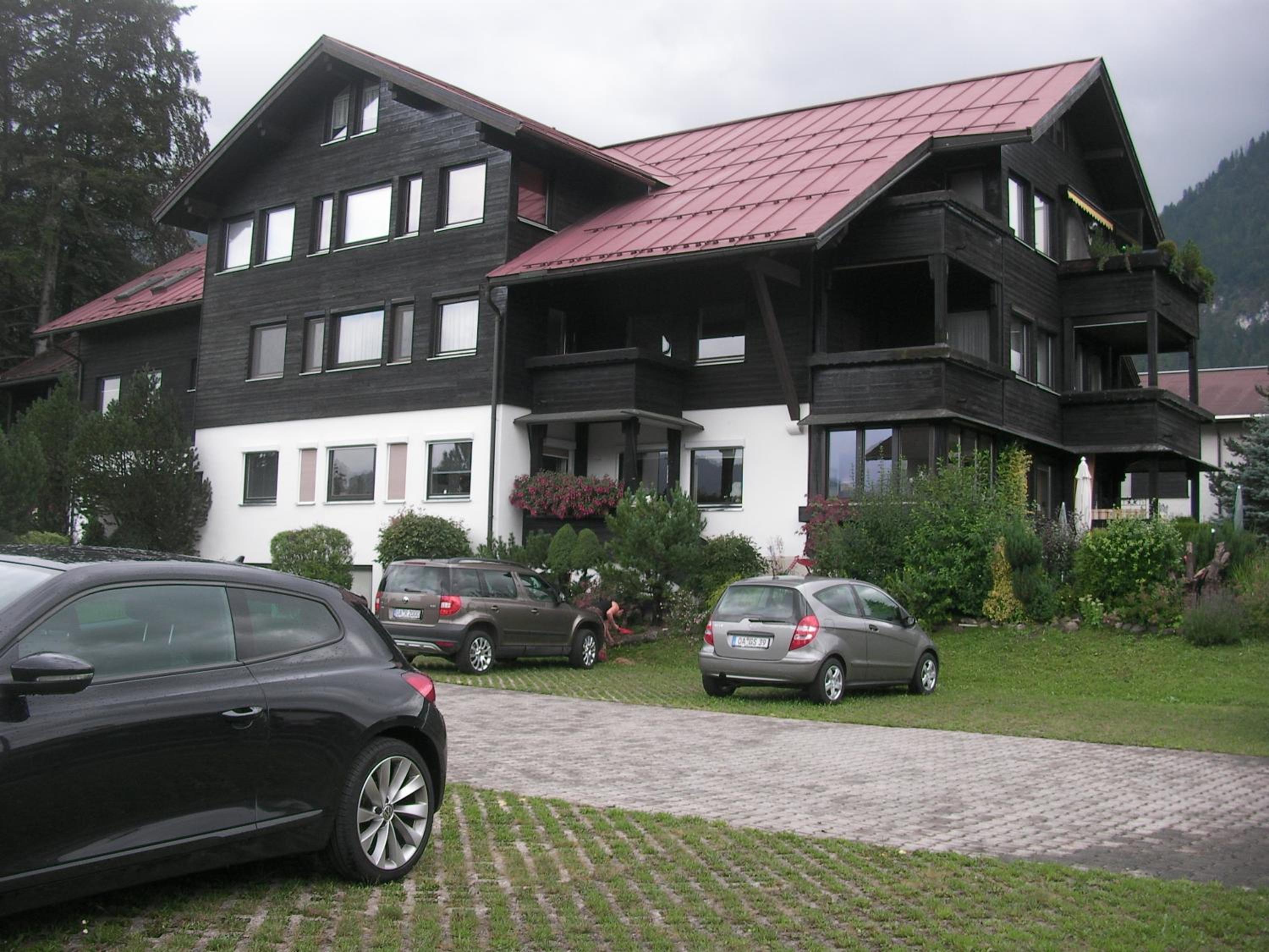 Photo 13