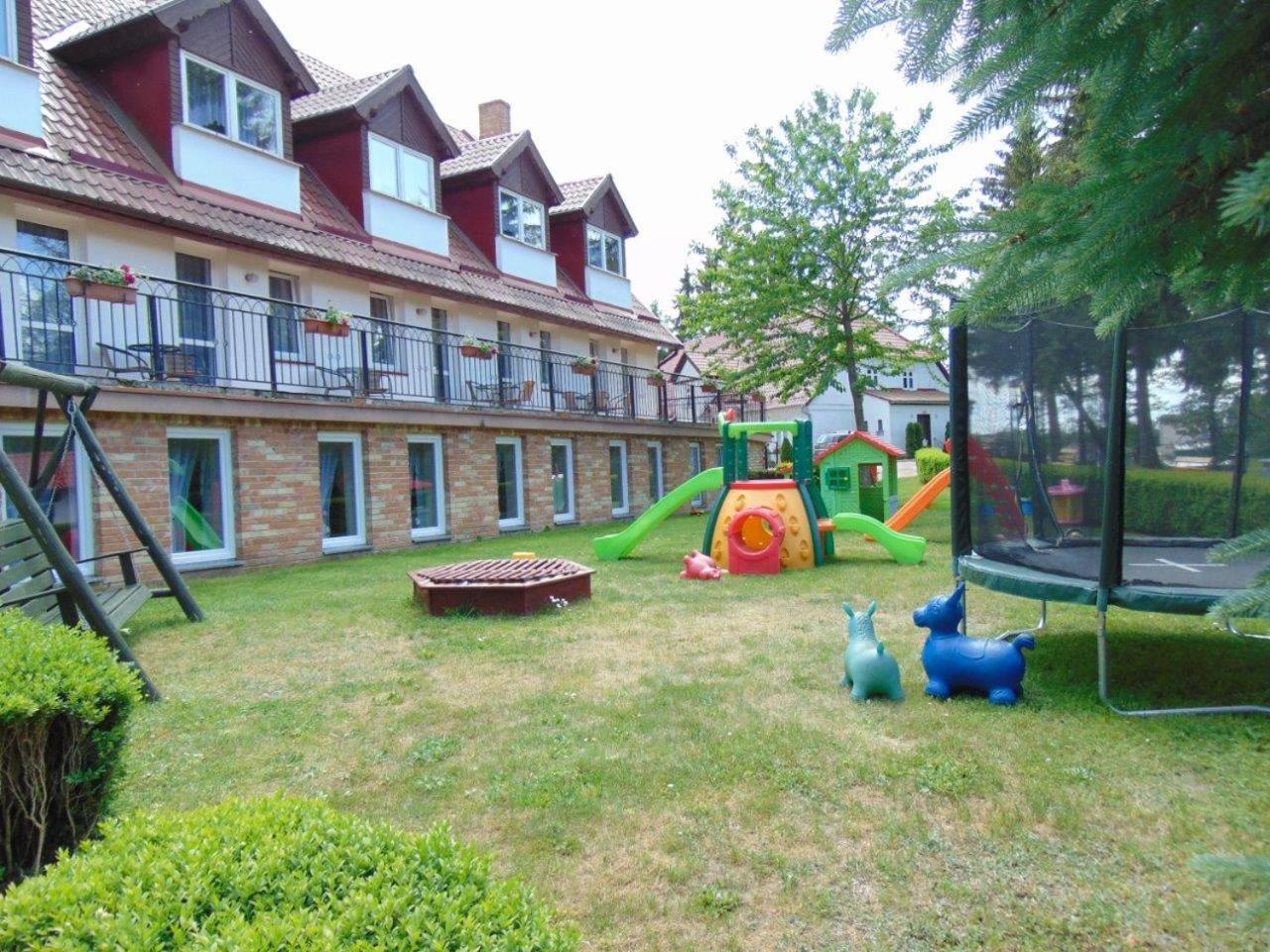 Photo 48