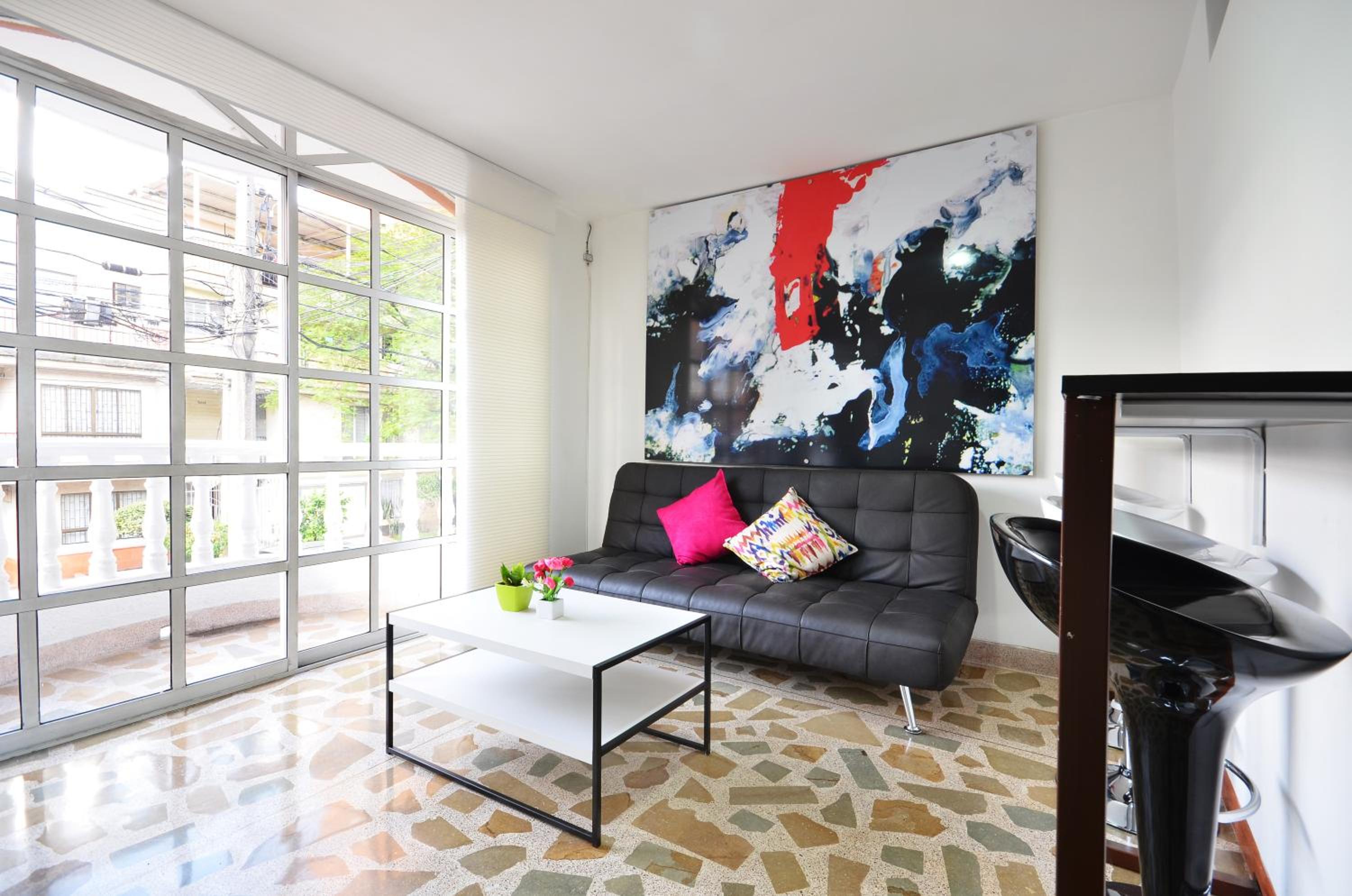 Apartamentos Amoblados JG de la 70