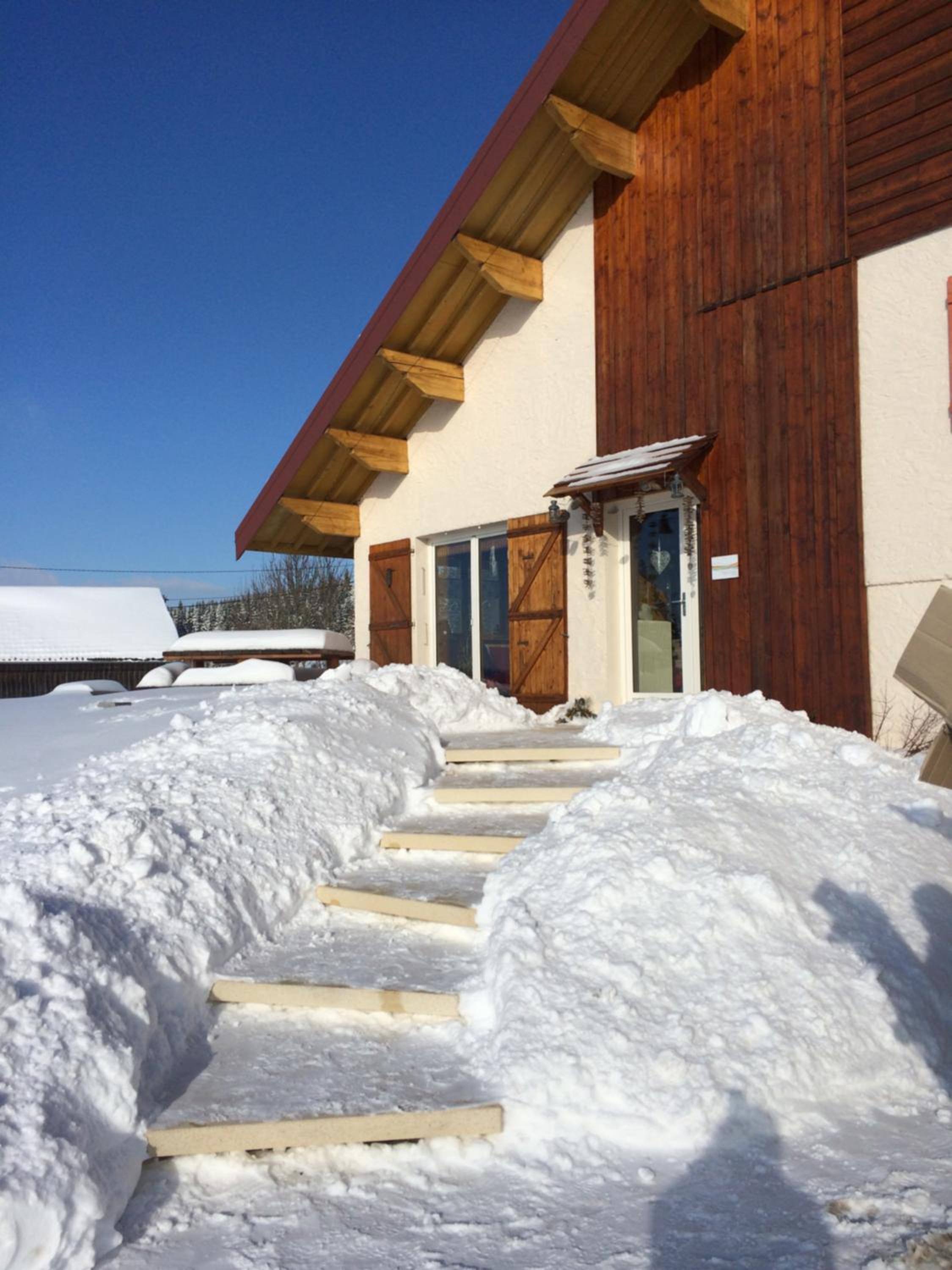 Au Charnet view 4