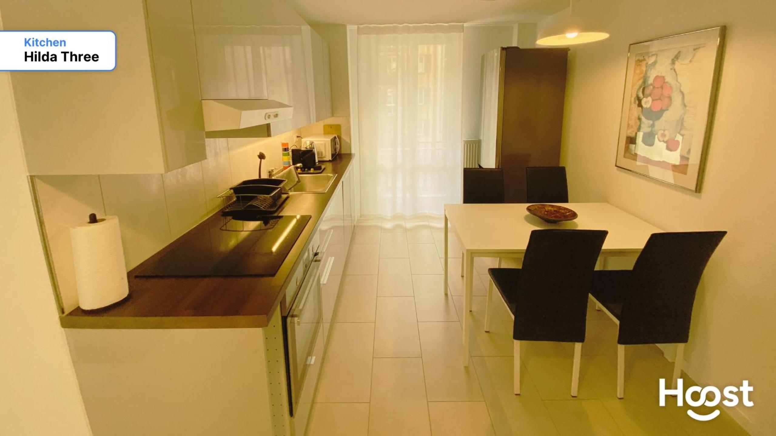 H3 with 3,5 rooms, 2 BR, livingroom and big kitchen, modern and central