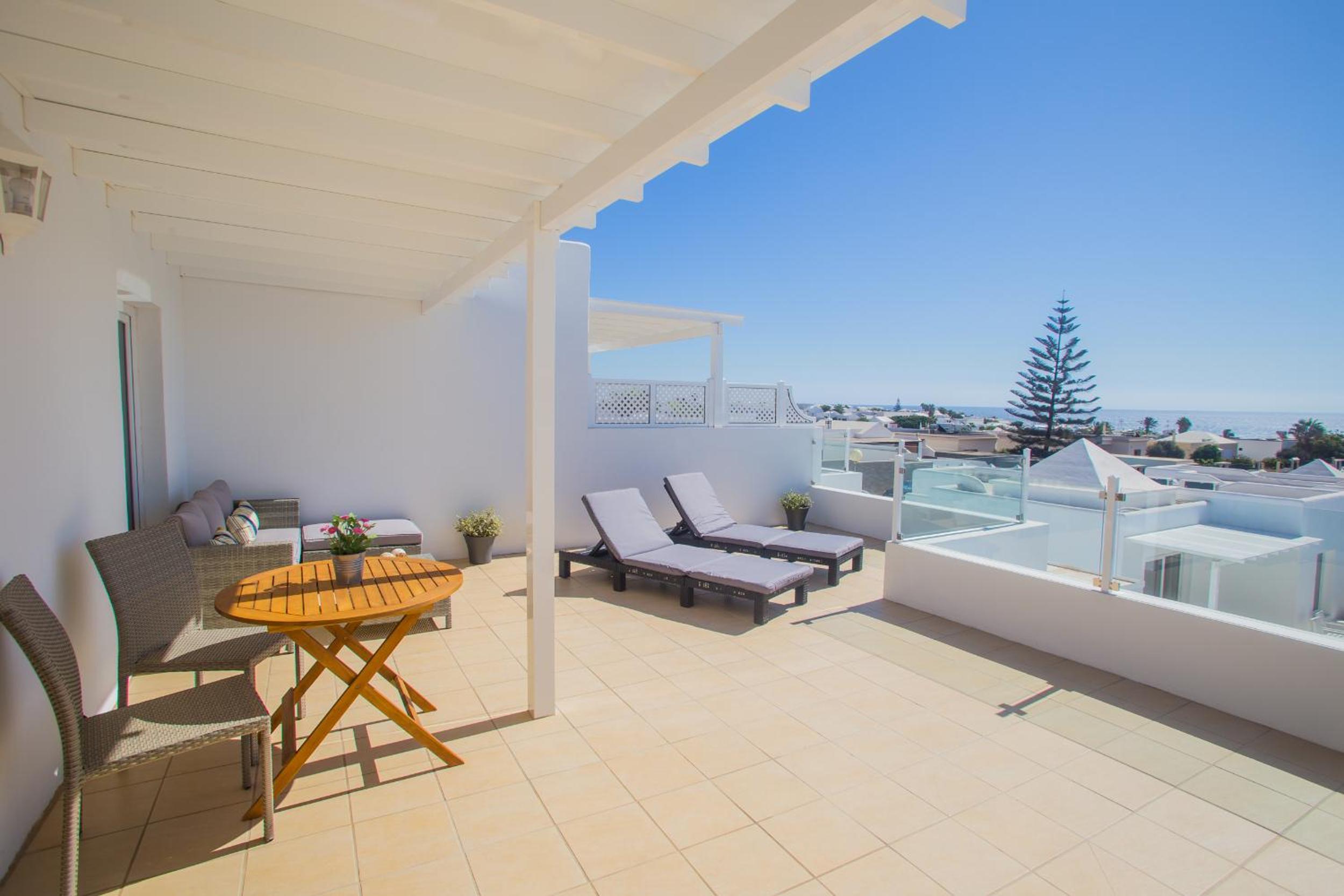 Flower Beach Suite 25 view 4