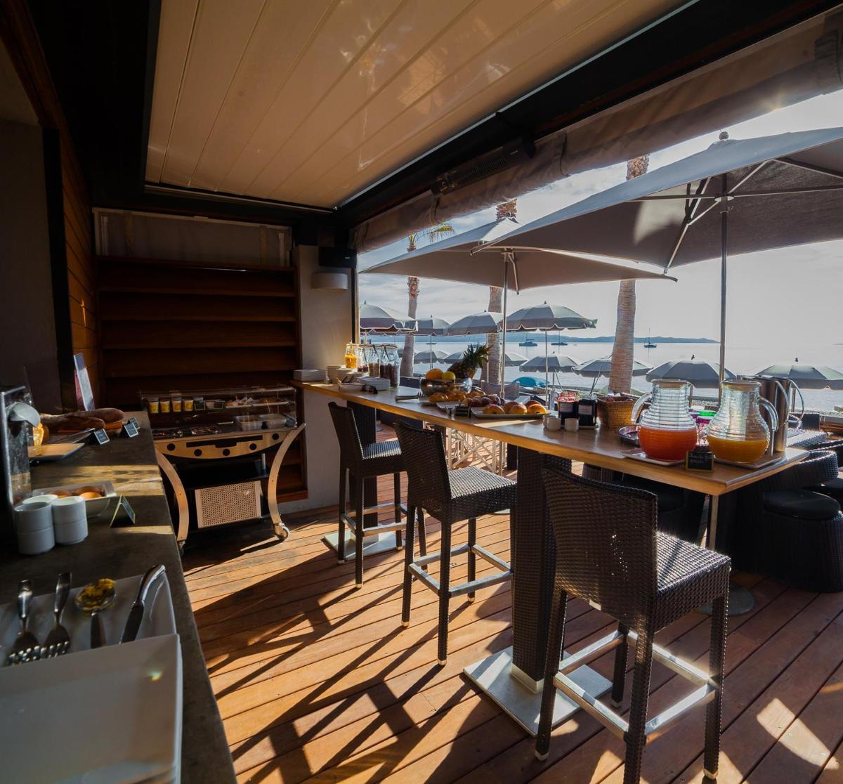 outdoor BBQ area