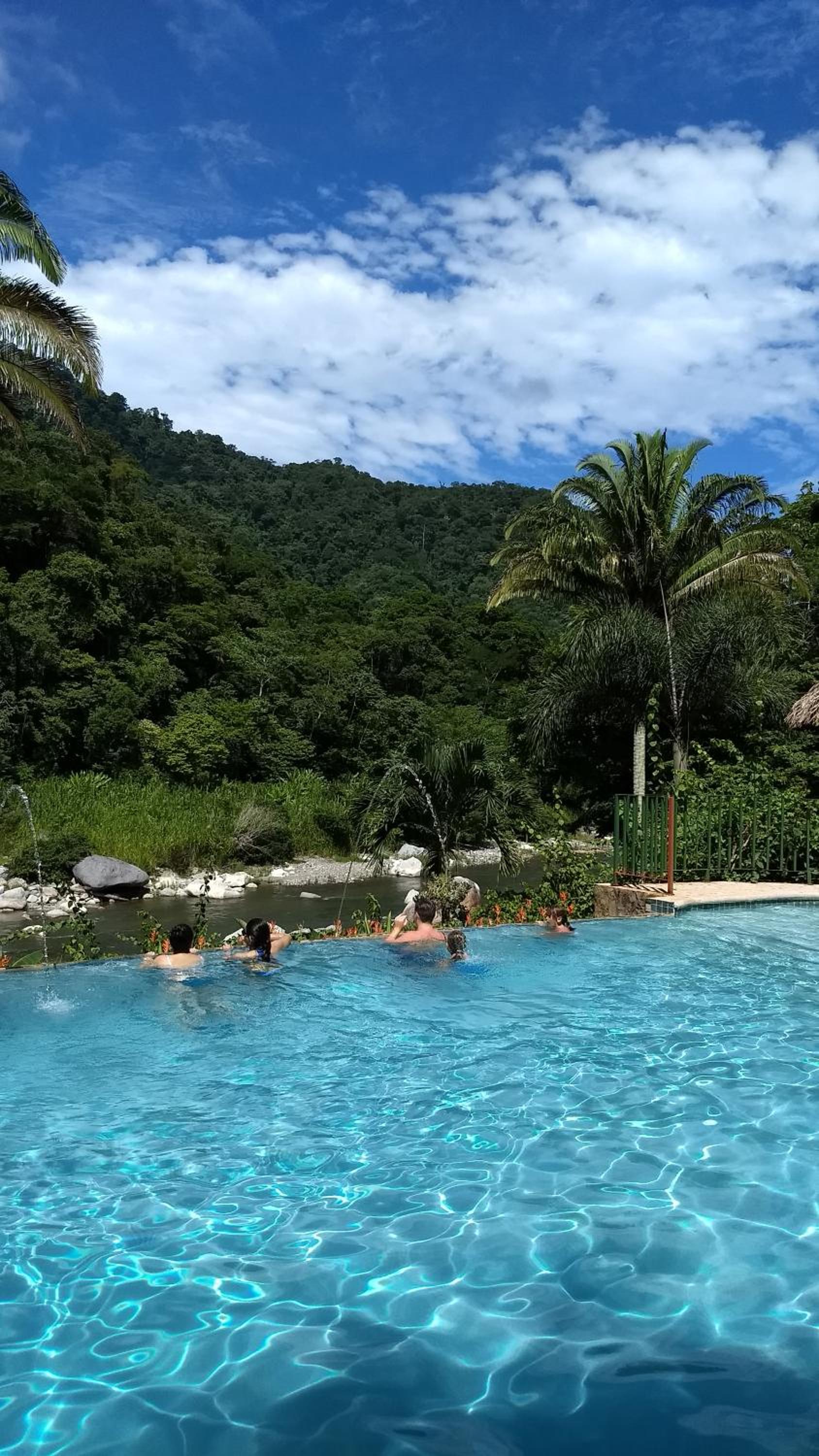 Villas Pico Bonito