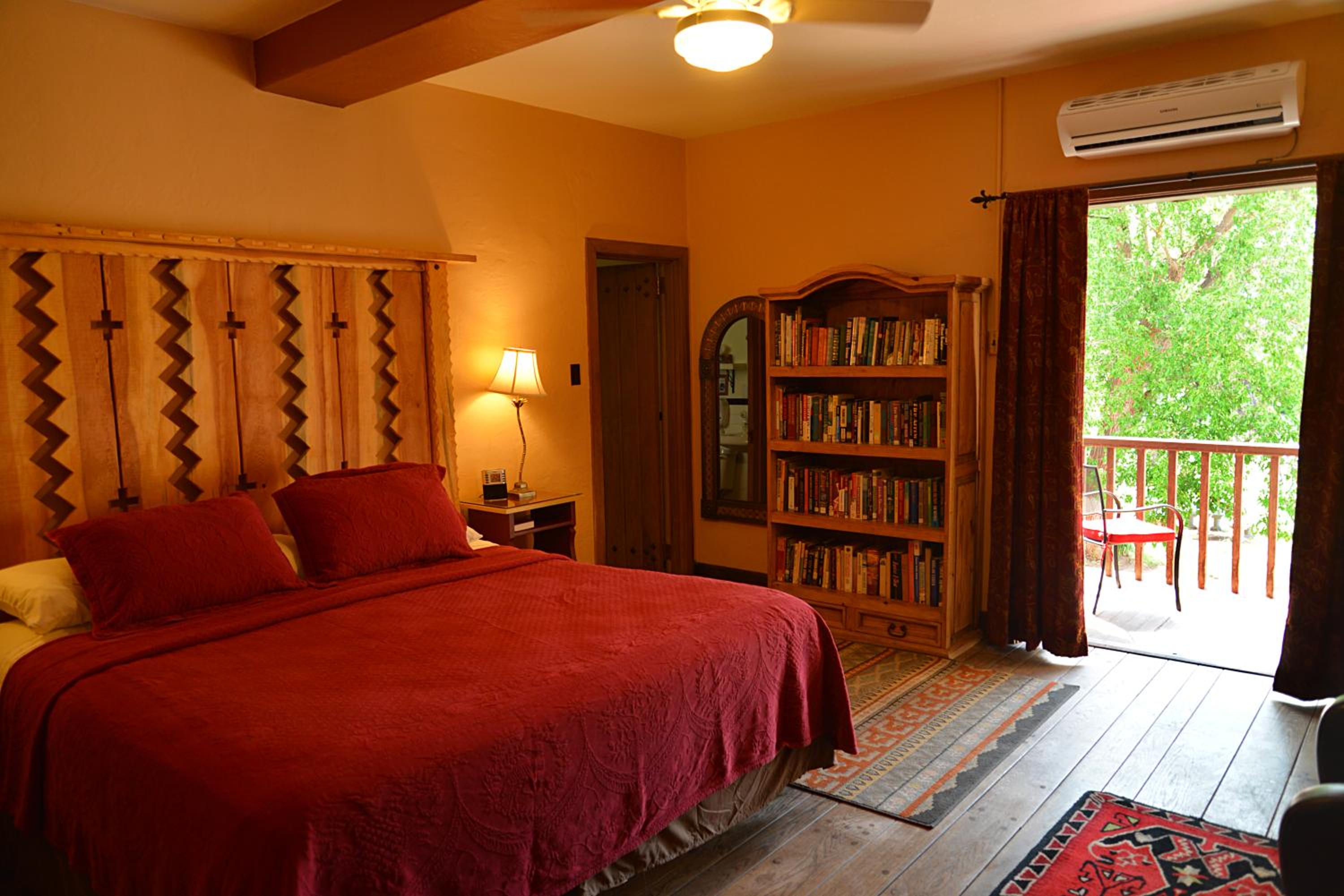 La Posada Hotel and Gardens