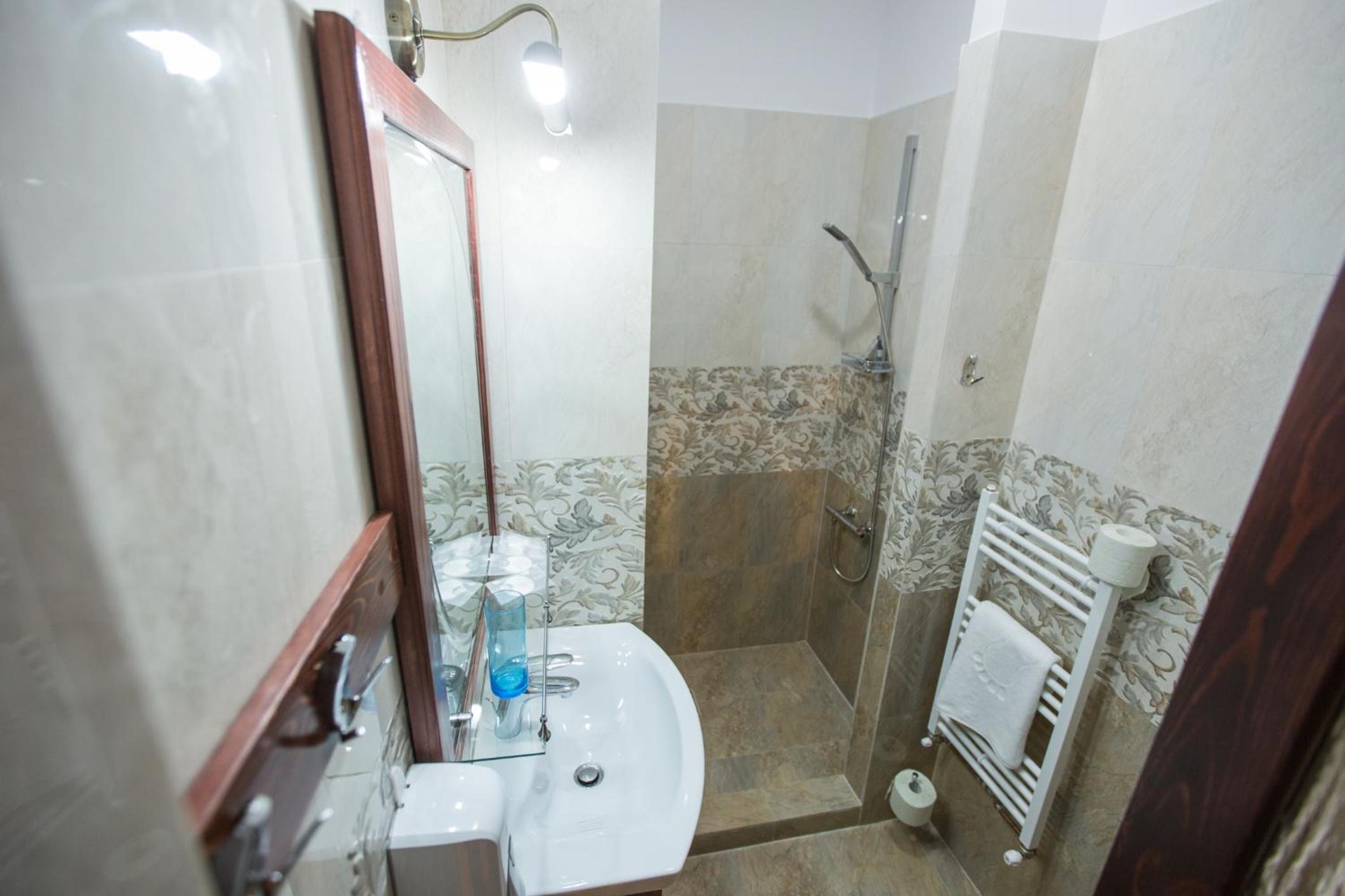 History Apartments Cetății - Image 4