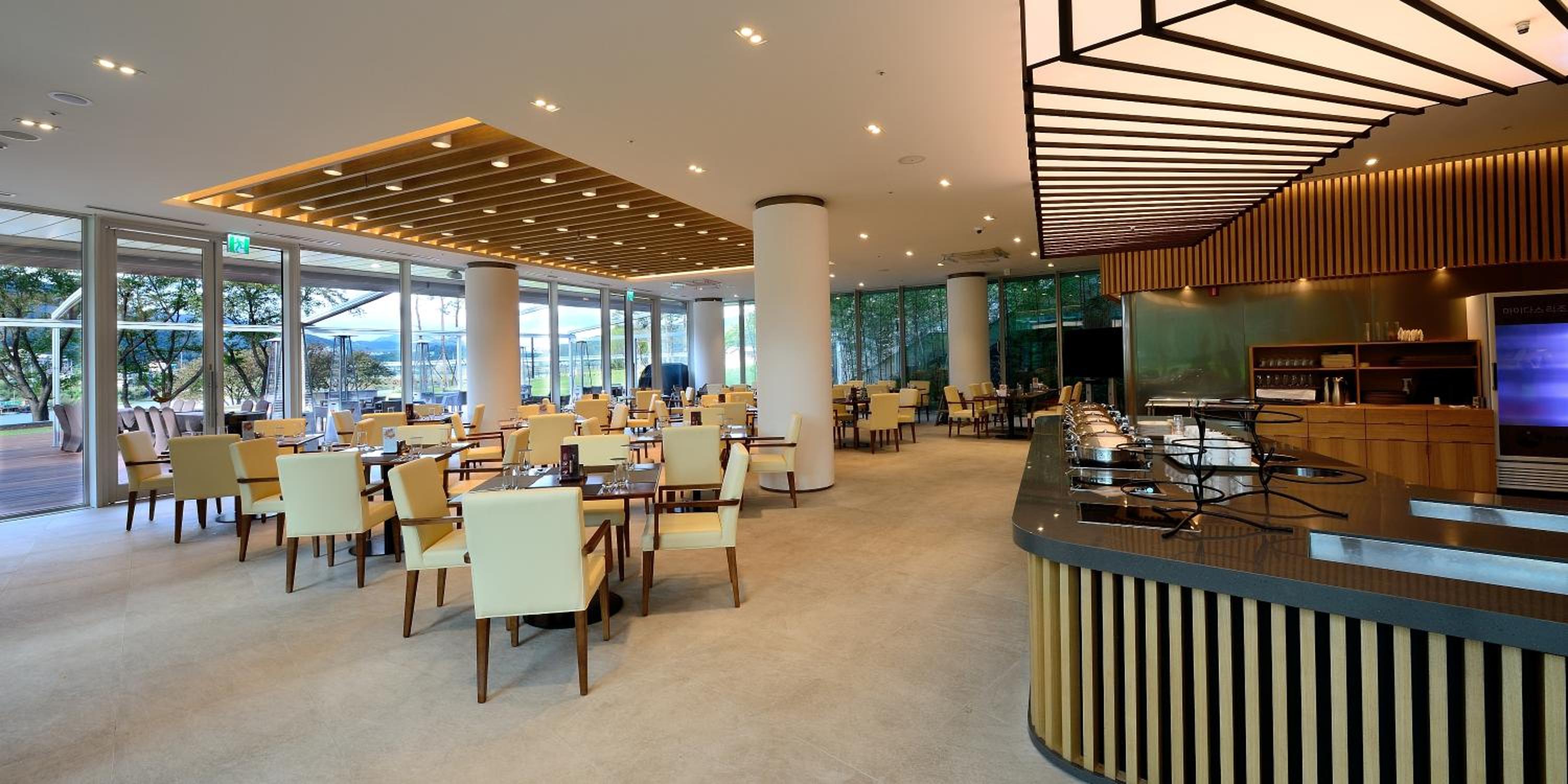 Midas Hotel & Resort