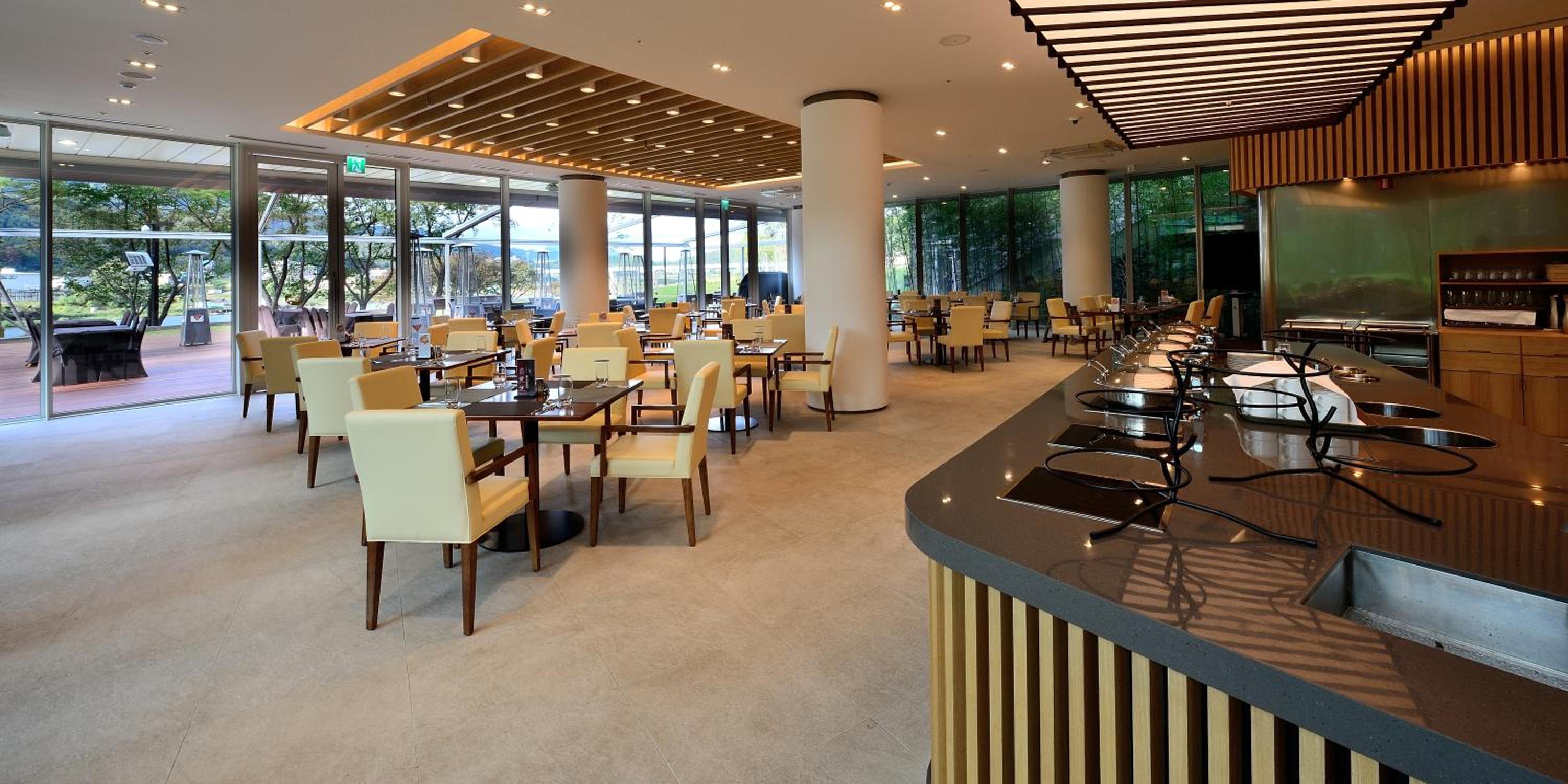 Midas Hotel & Resort