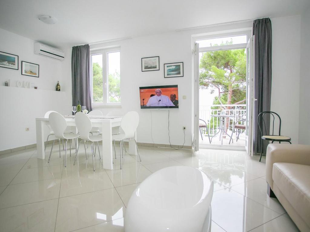 Sesar Apartments Krk - No. 3 Cvita view 4