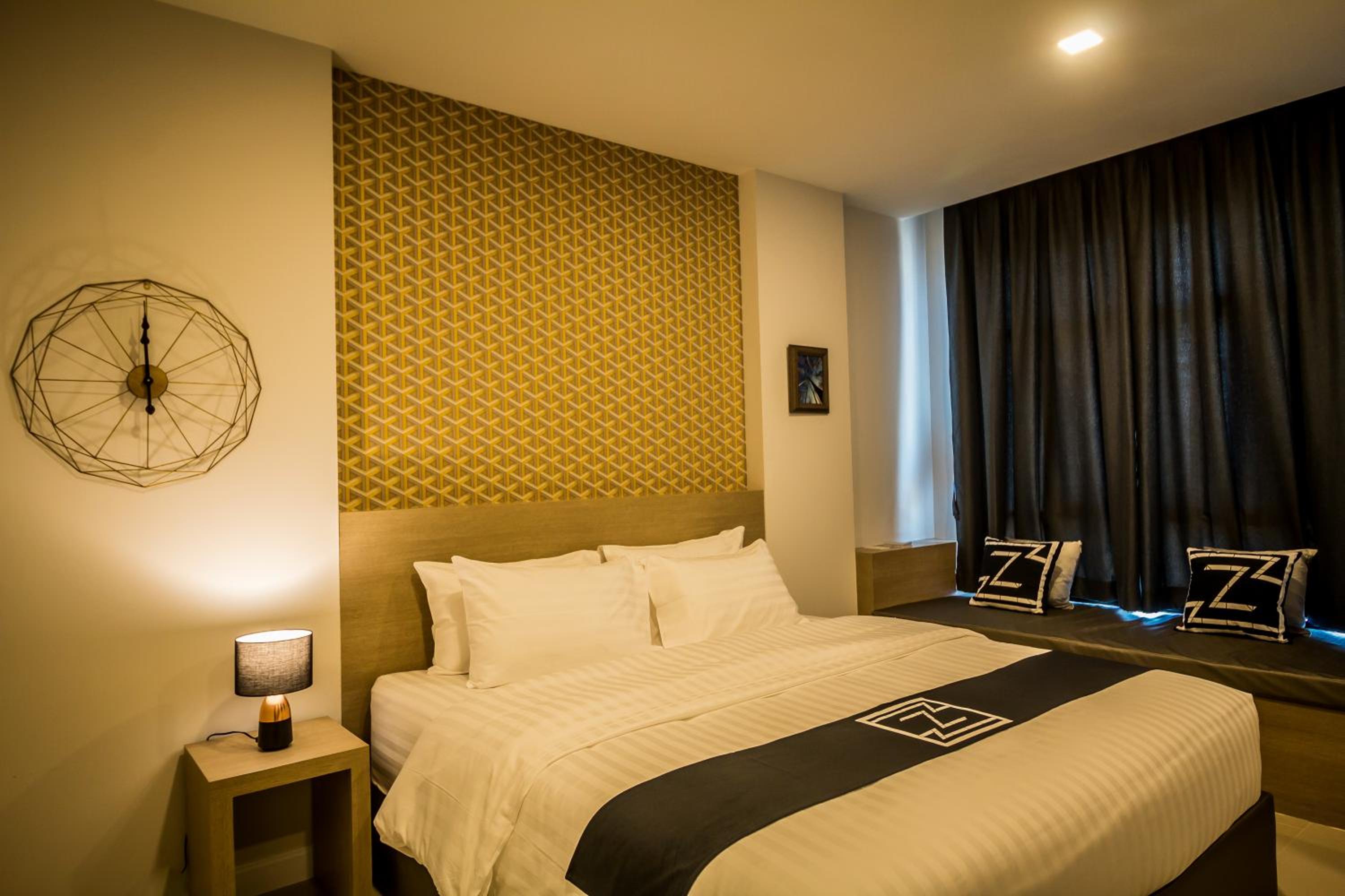 Triple Z Hotel