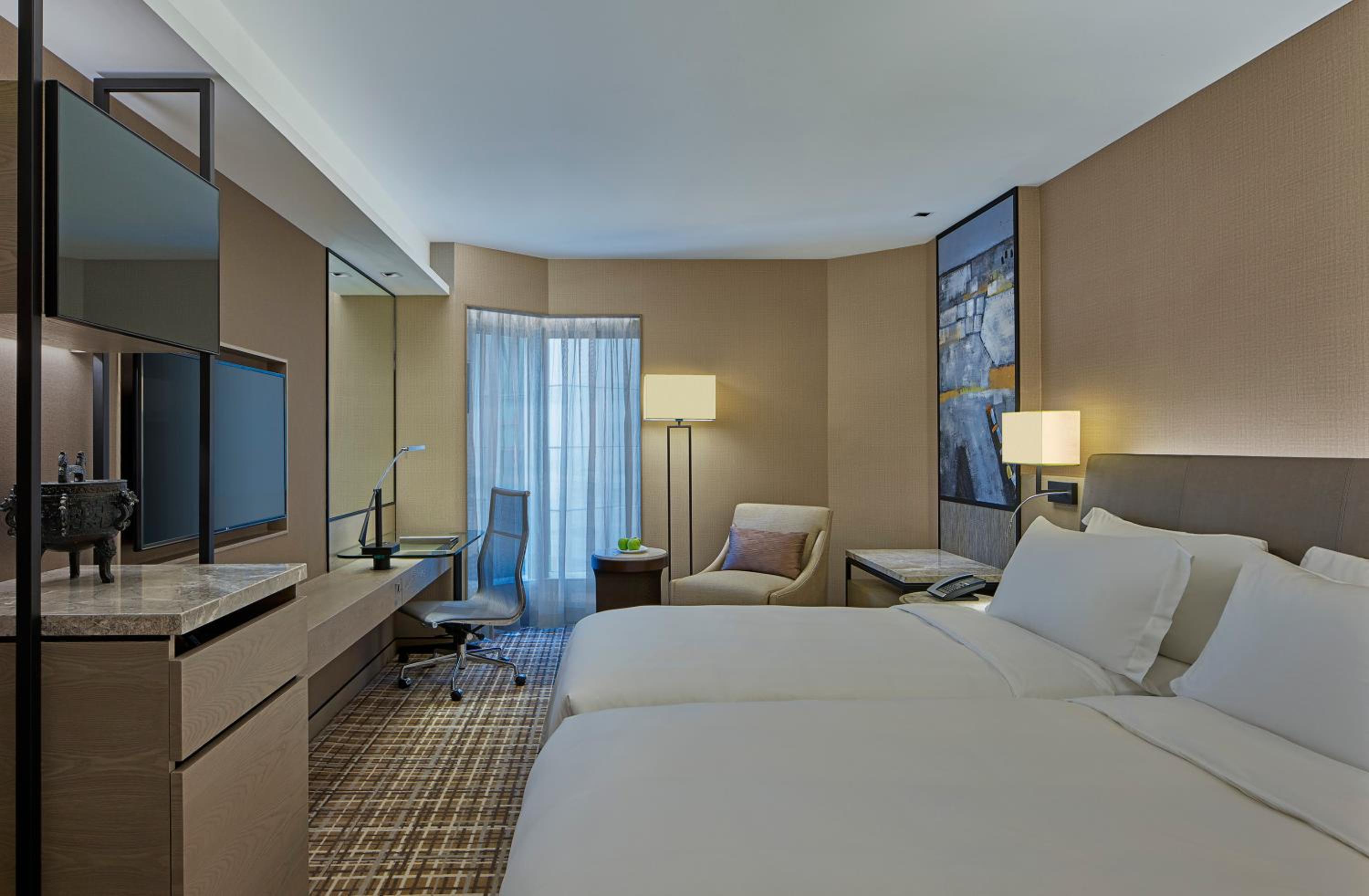New World Millennium Hong Kong Hotel