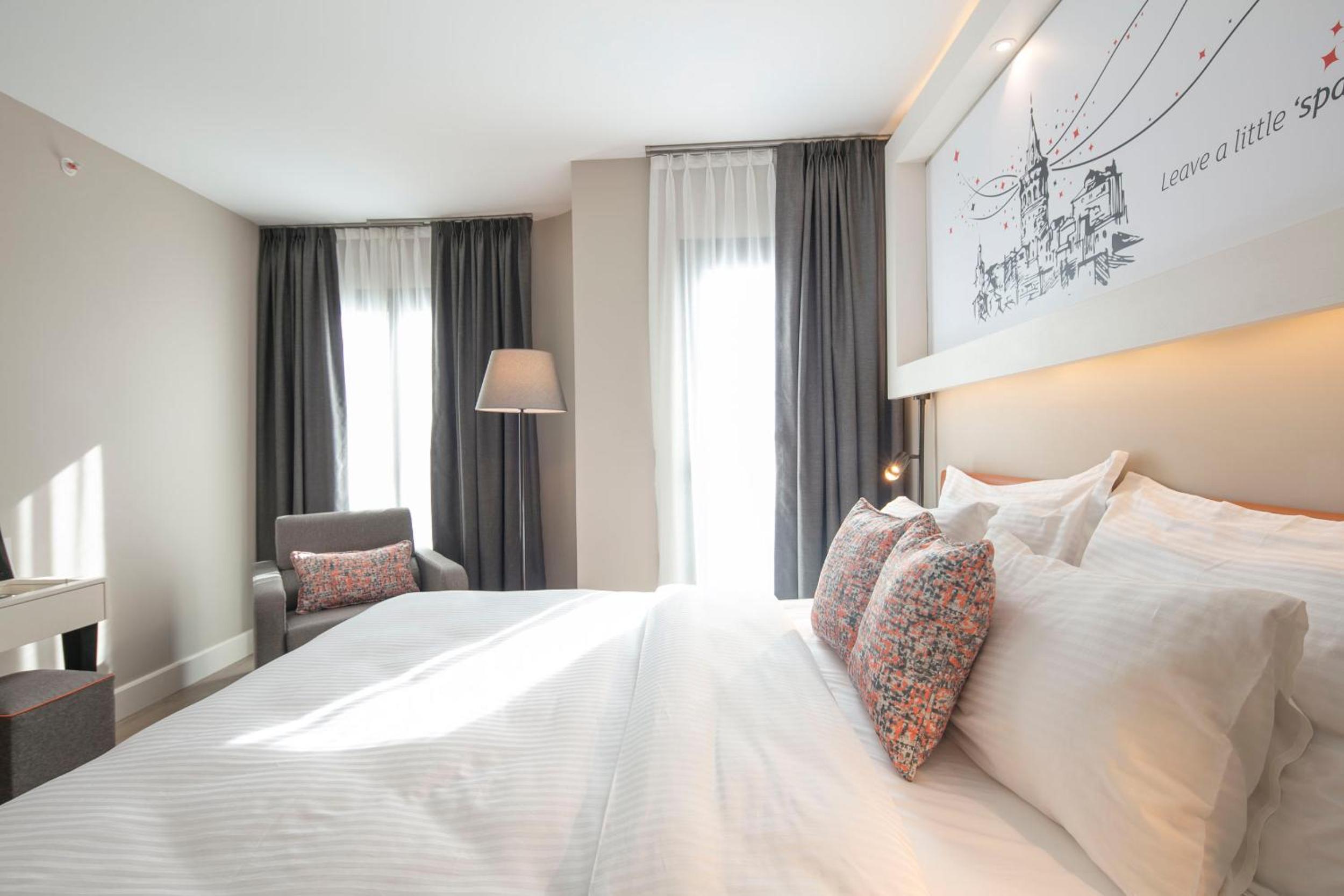 Sparkle Otel - Image 66