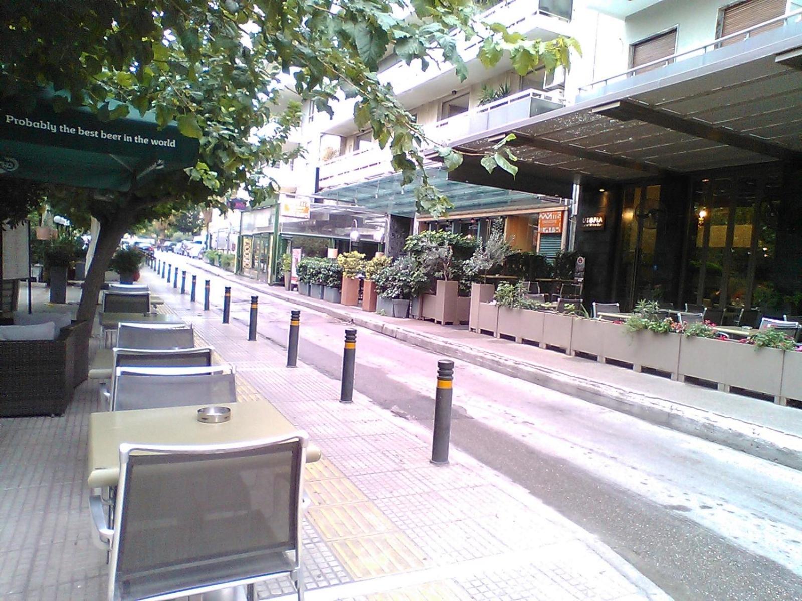 Tranquil Central Apt, behind Athens Caravel Area