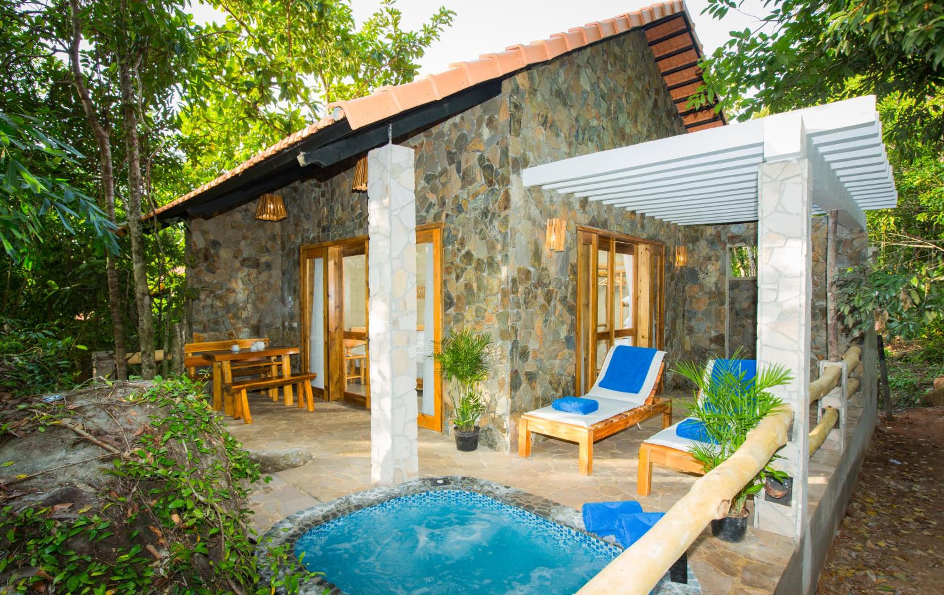 Valley Village Resort Phu Quoc