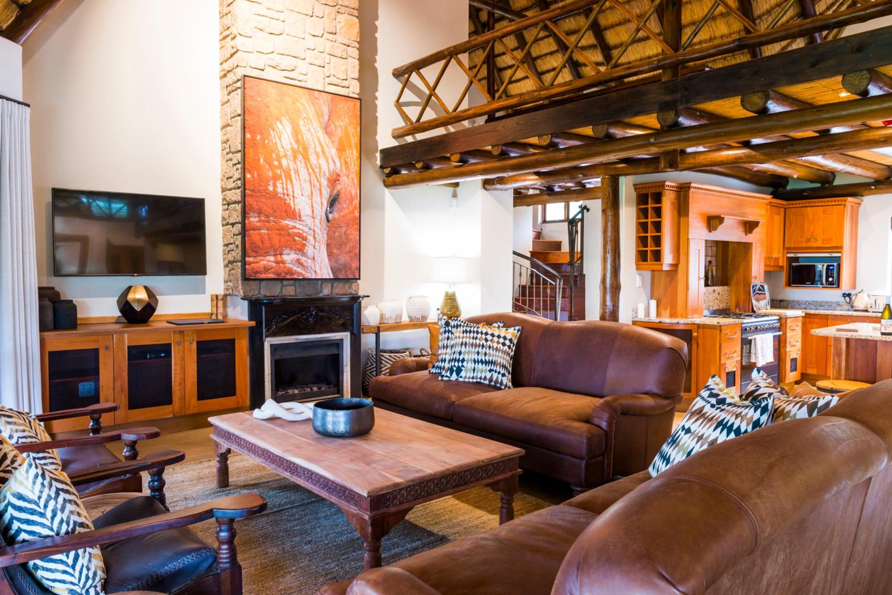 Hluhluwe Lodge by ANEW view 5