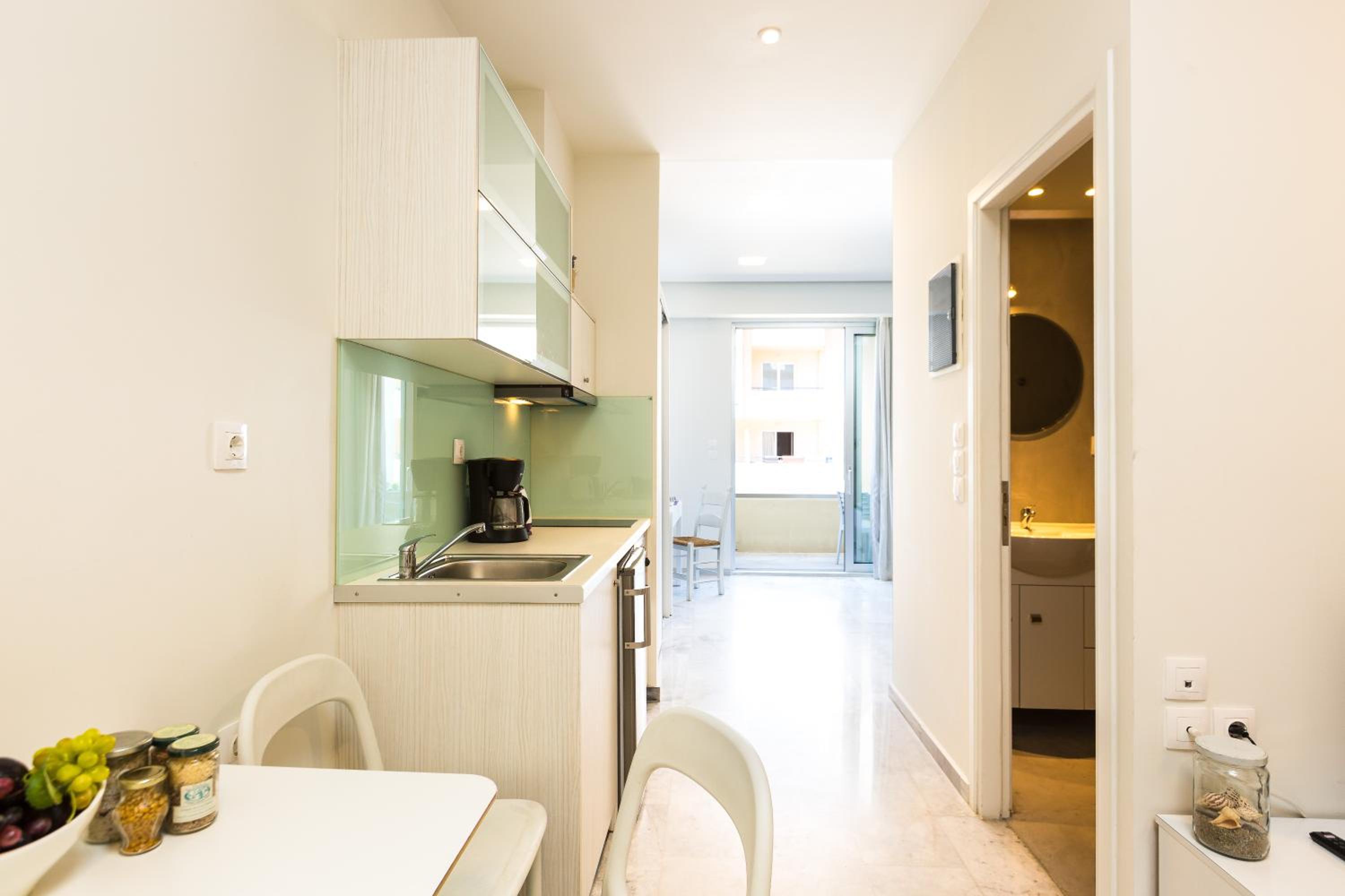 Meltemi Coast Suites