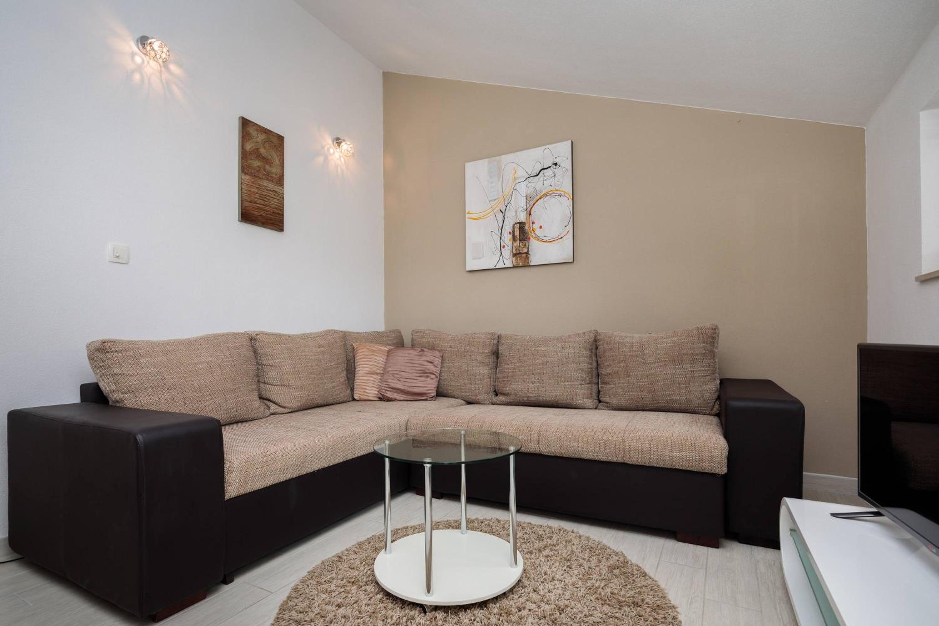 Pavao Apartments view 4