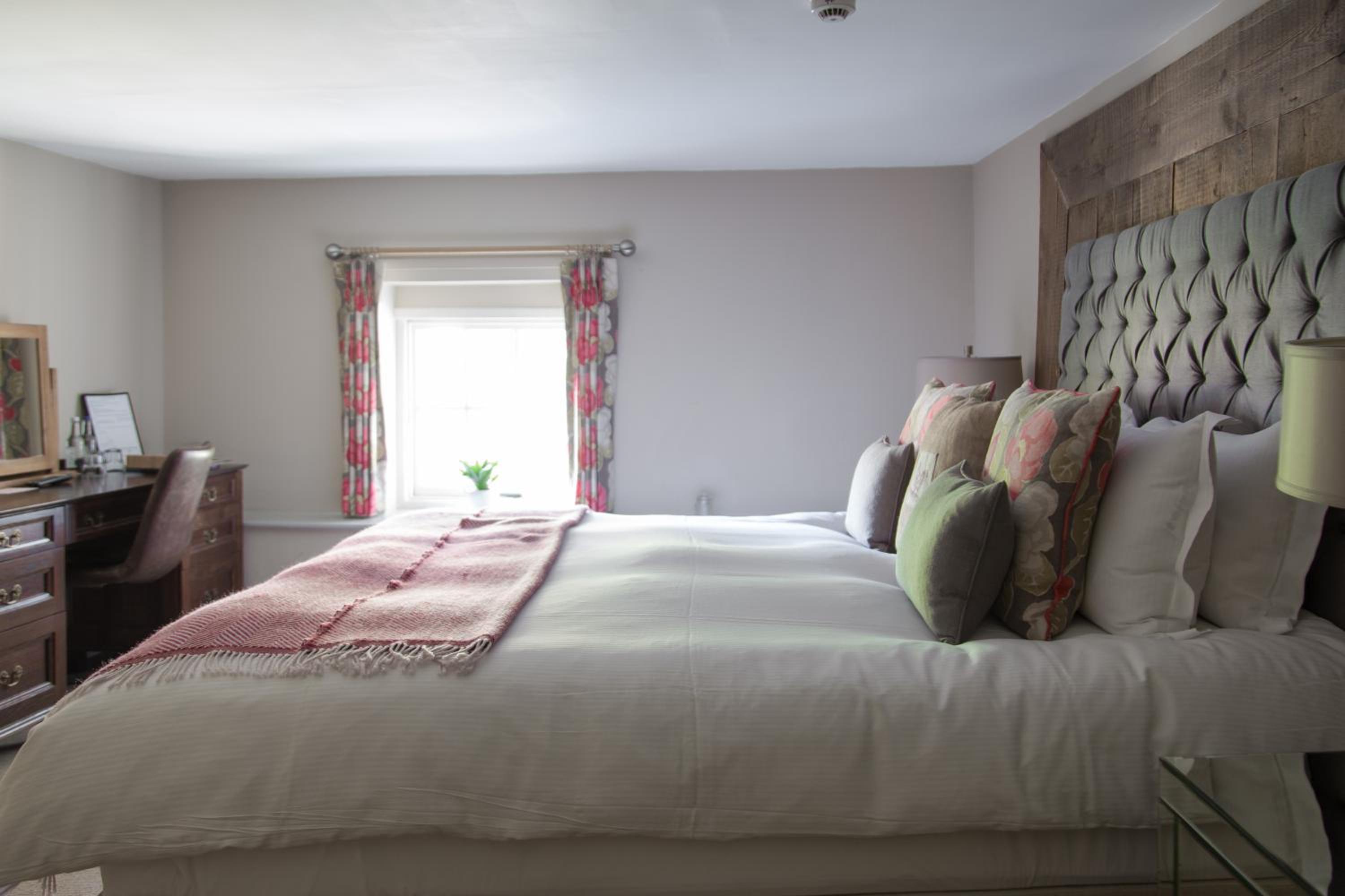Farnham Vacations - The Museum Inn - Property Image 3