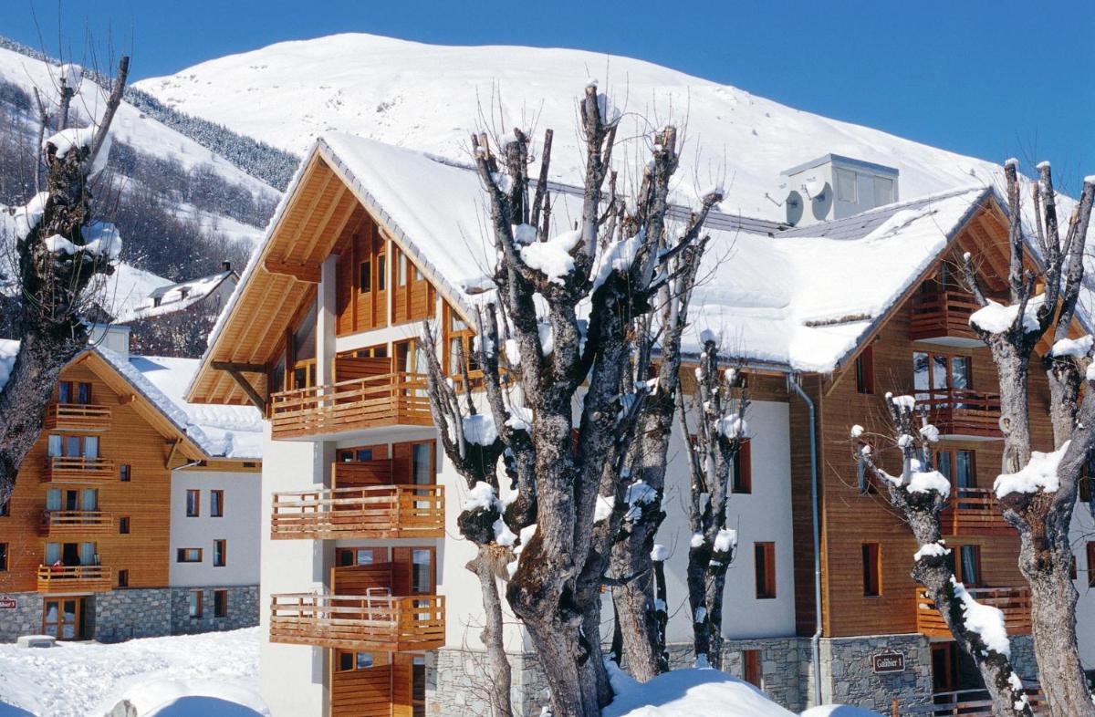 travelski home select - Résidence Les Chalets du Galibier 4 stars view 2