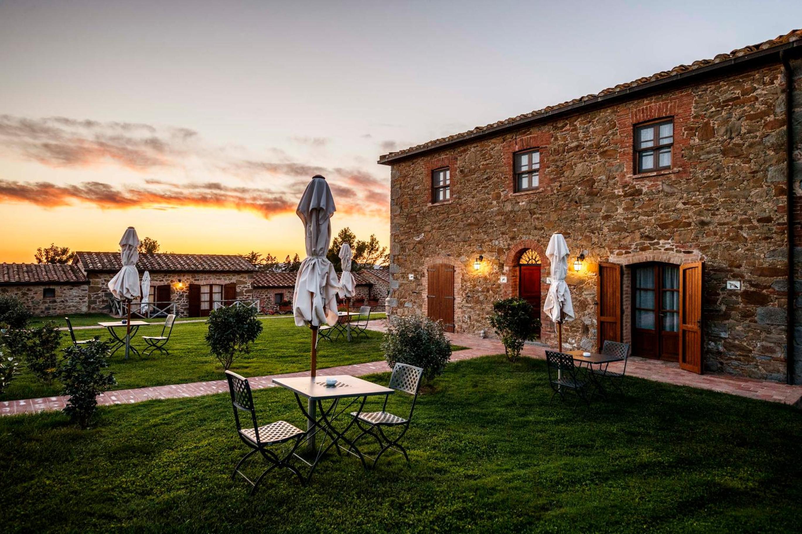 Wine Relais In Montecucco - ColleMassari Hospitality