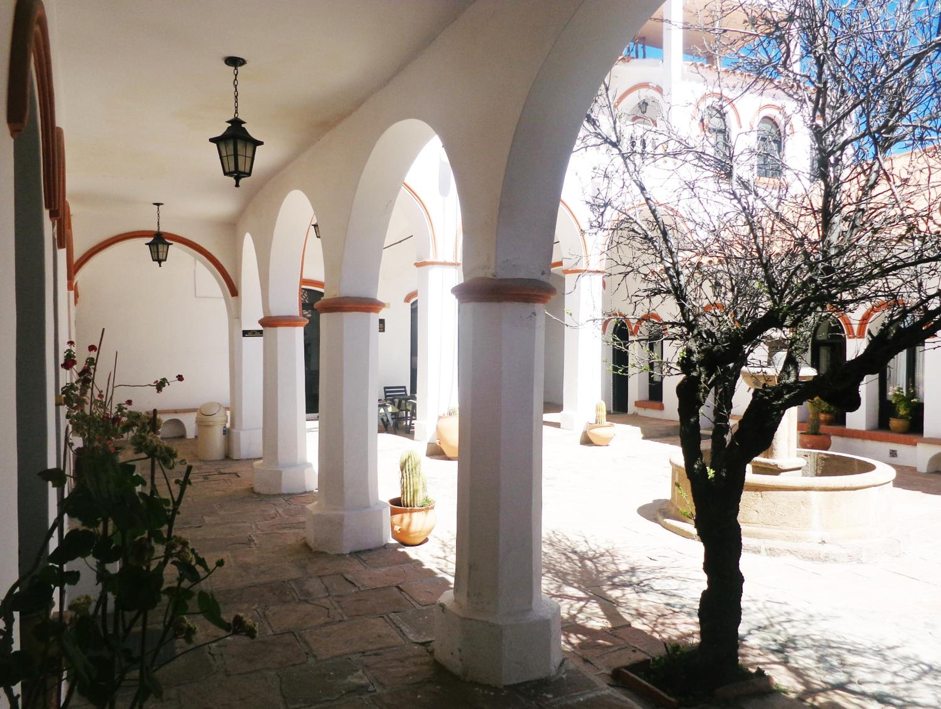 Colonial Hotel Boutique