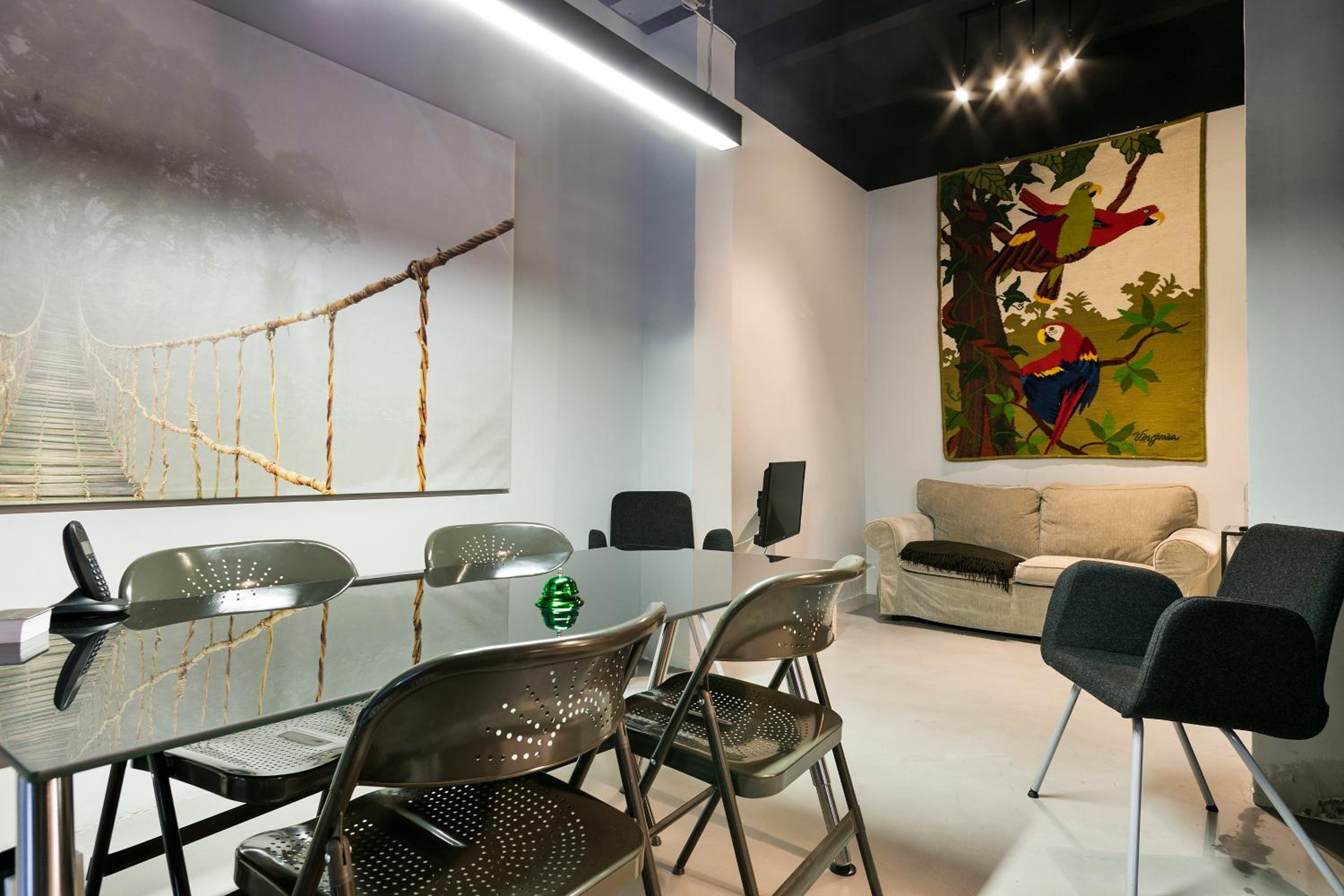 Fira Apartments by gaiarooms