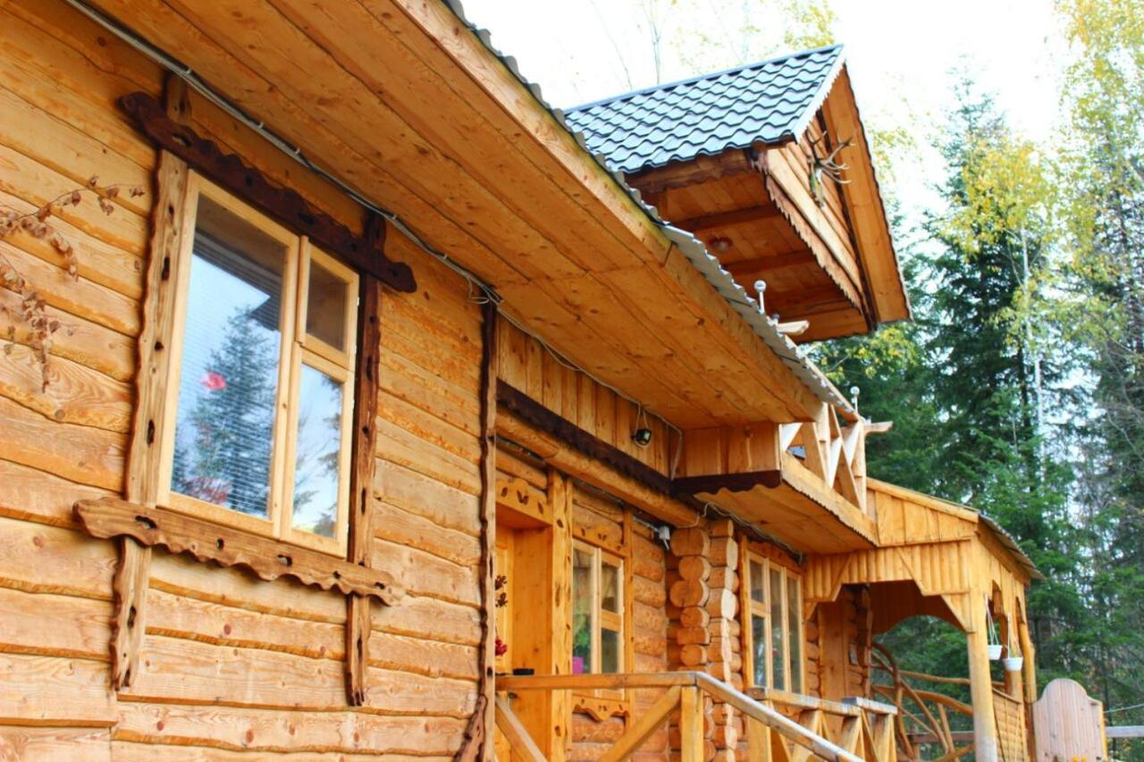 Skhovanka Dovbusha view 2