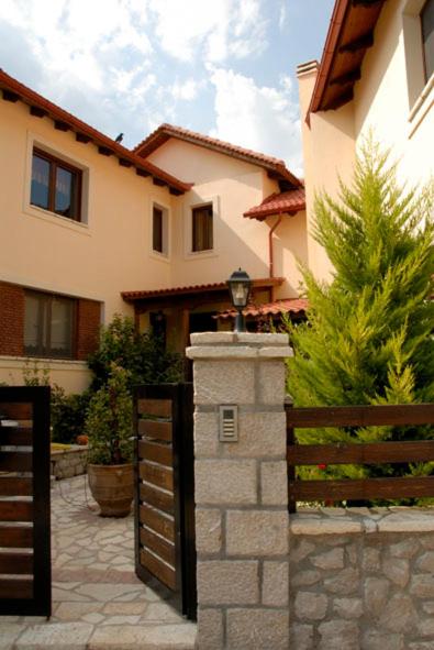 Dryas Guesthouse