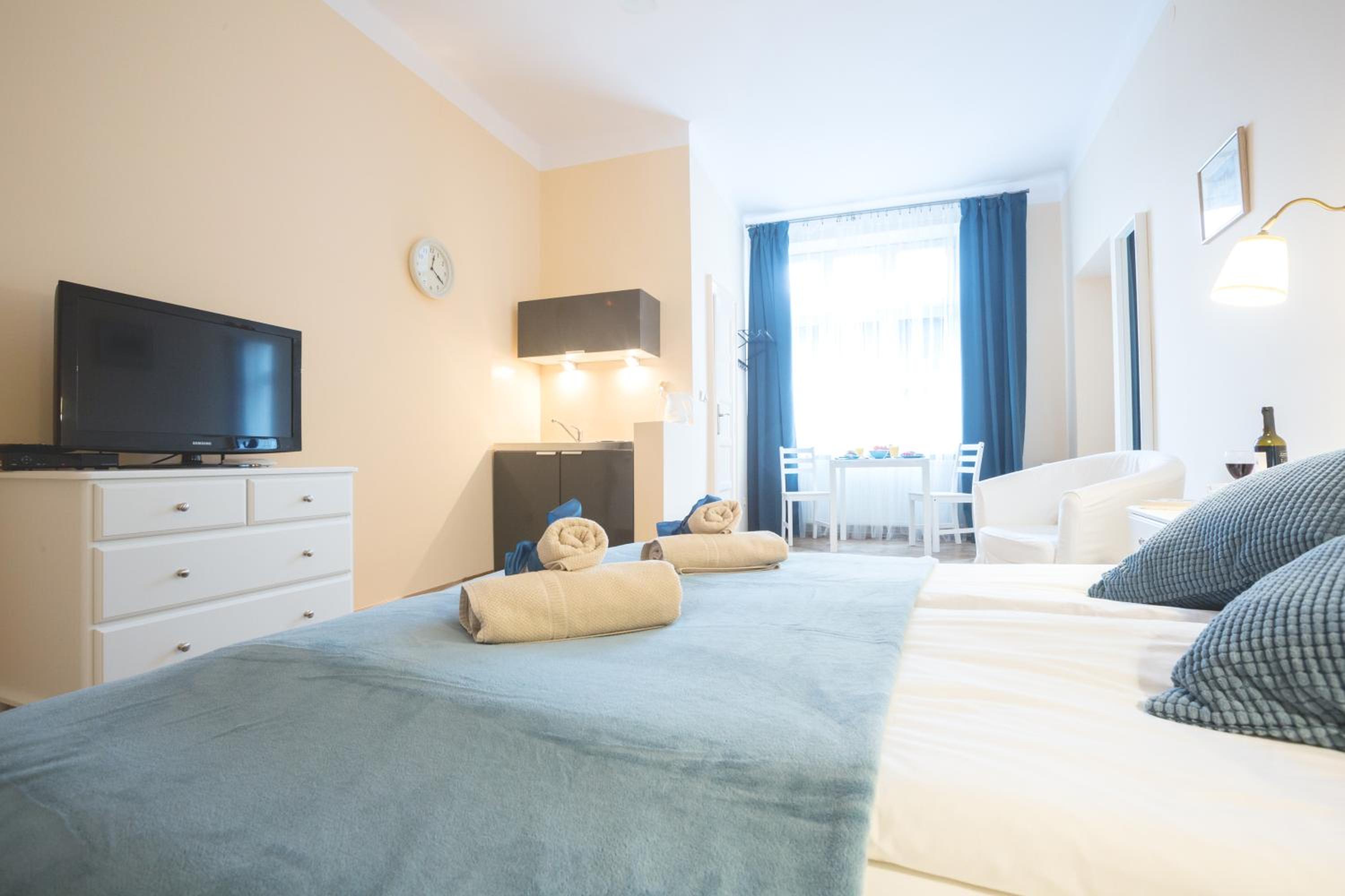 Apartments Roman