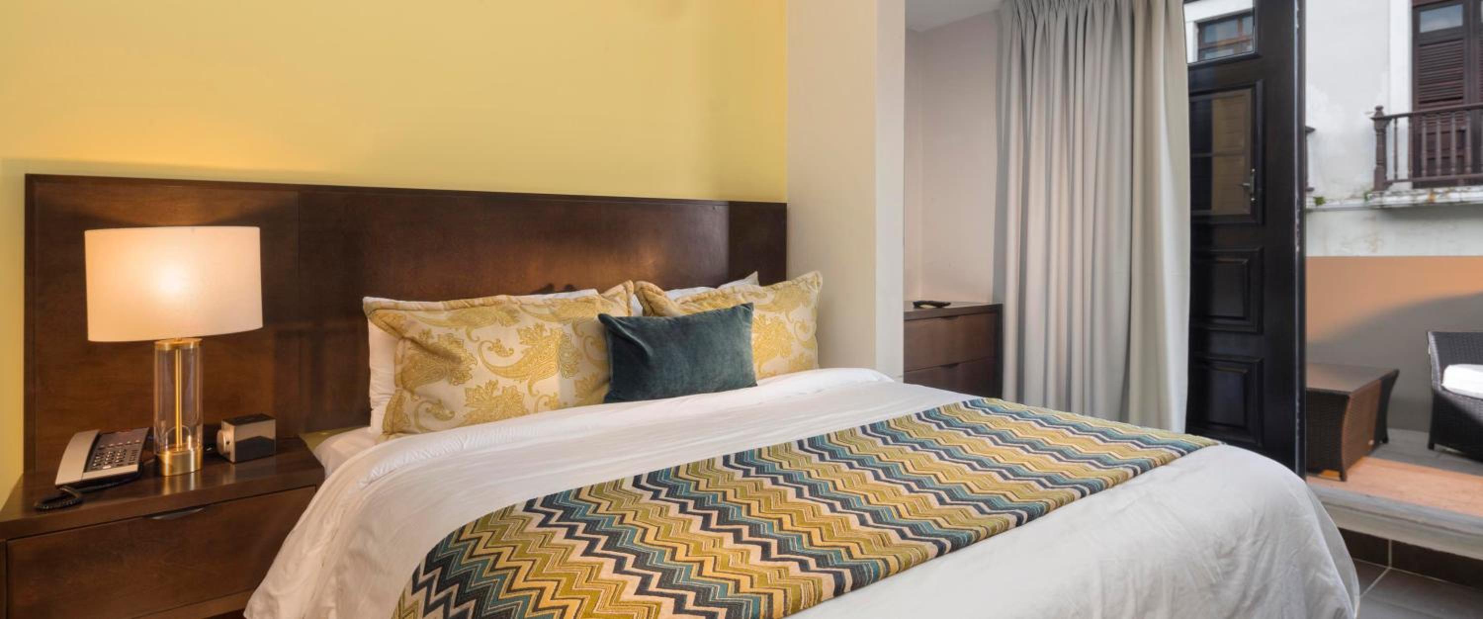 Decanter Hotel - Property Image 9