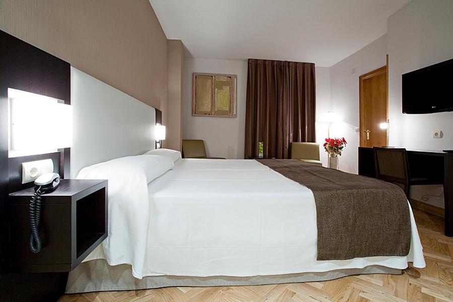 Hostal Carlos III