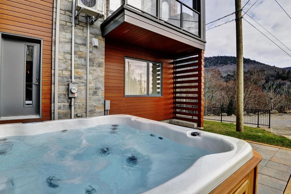 Chalet 31 Chemin des Quarante by Les Chalets Alpins view 2