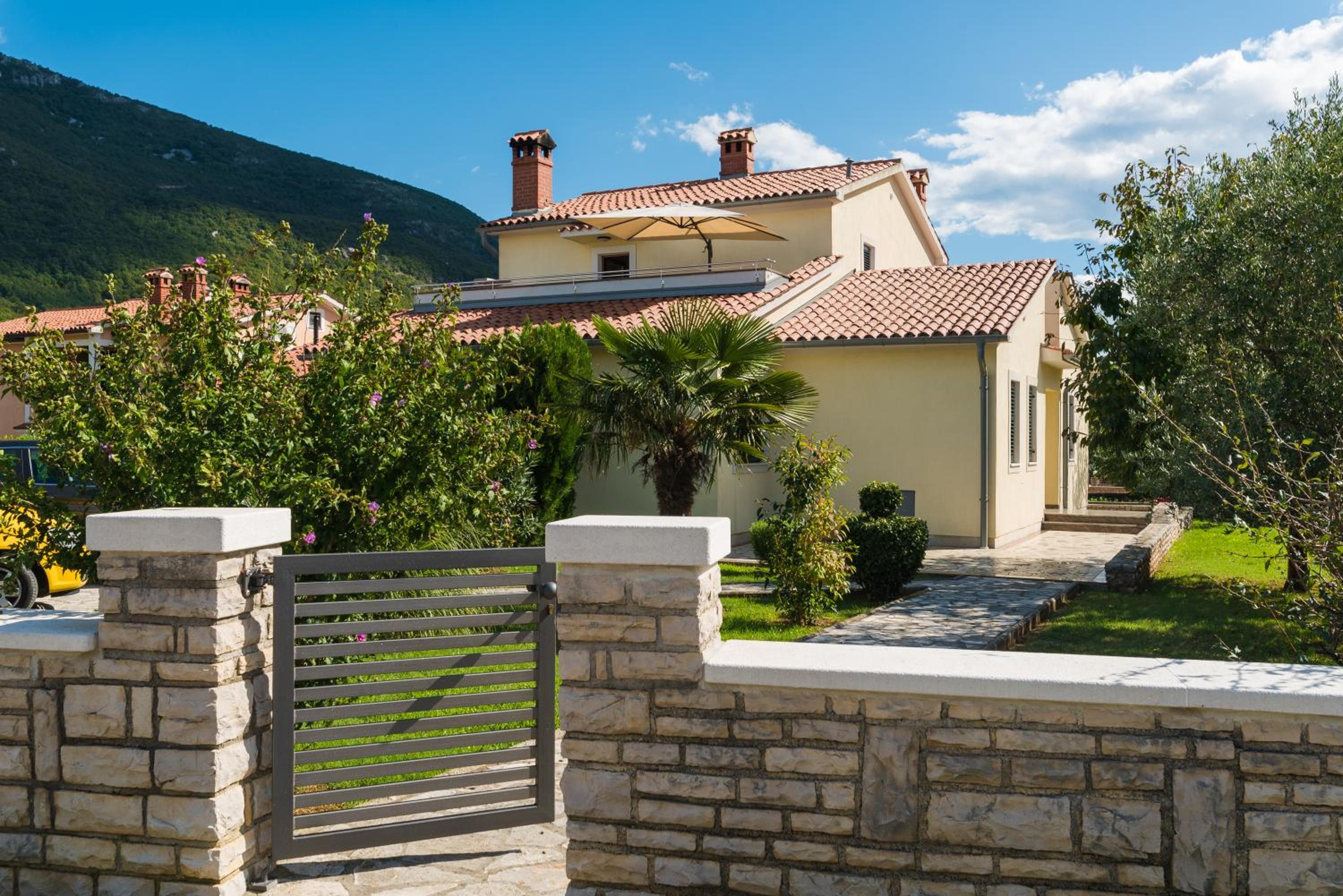 Apartment Qualich