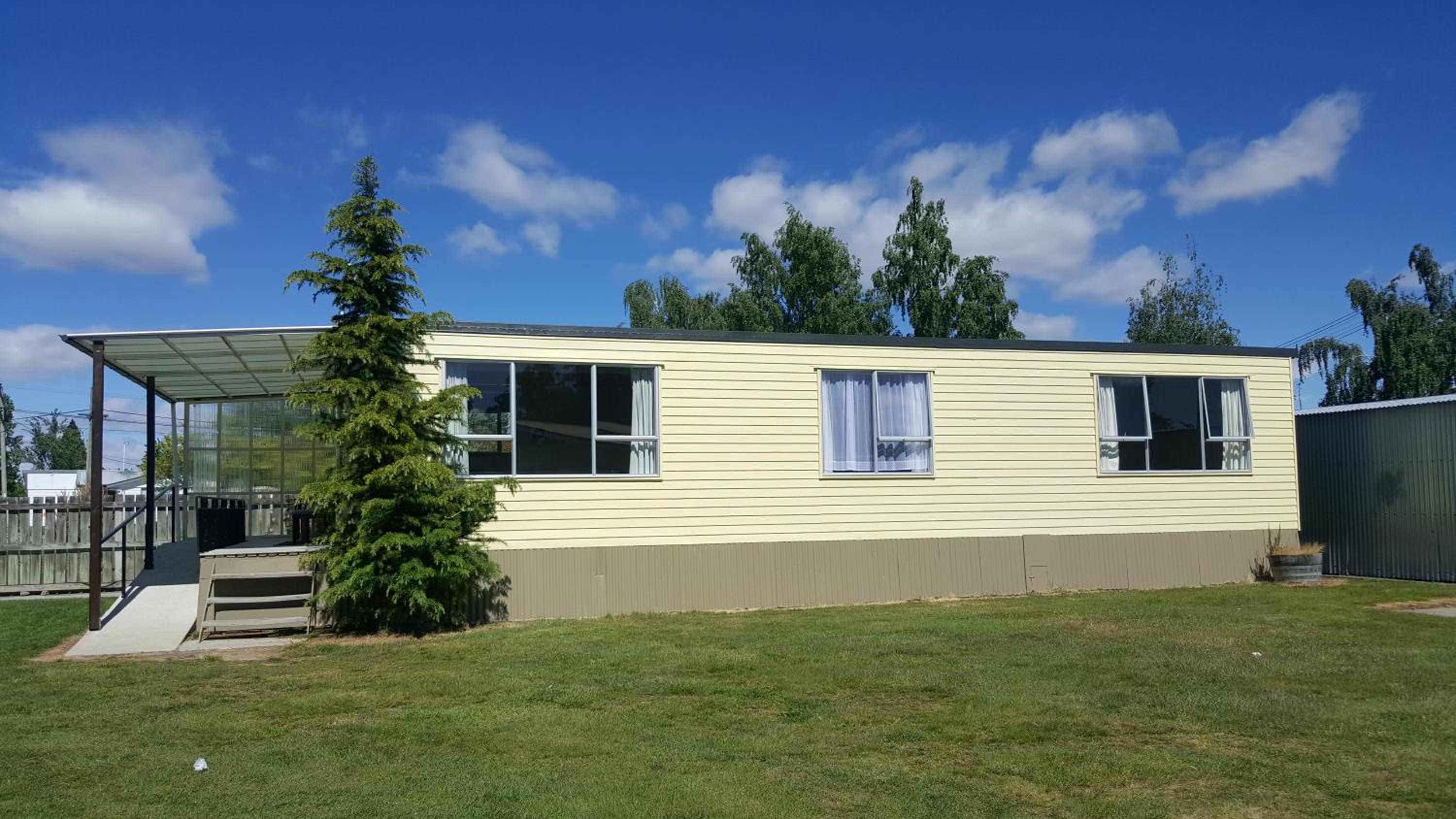 High Country Lodge, Motels & Backpackers