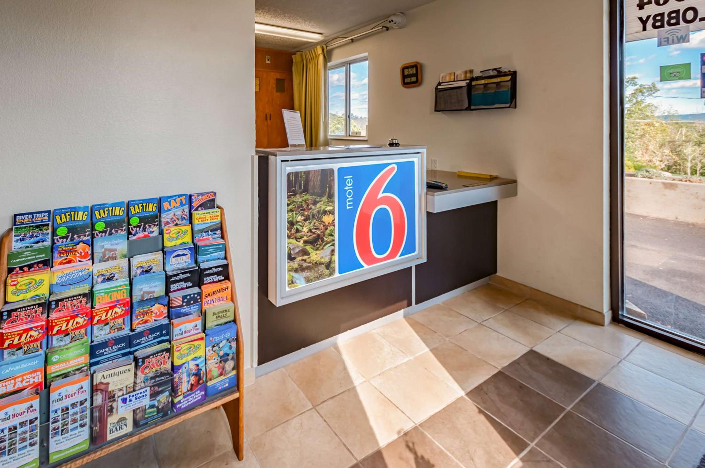 Miscellaneous Market Vacations - Motel 6-Drums - Property Image 4